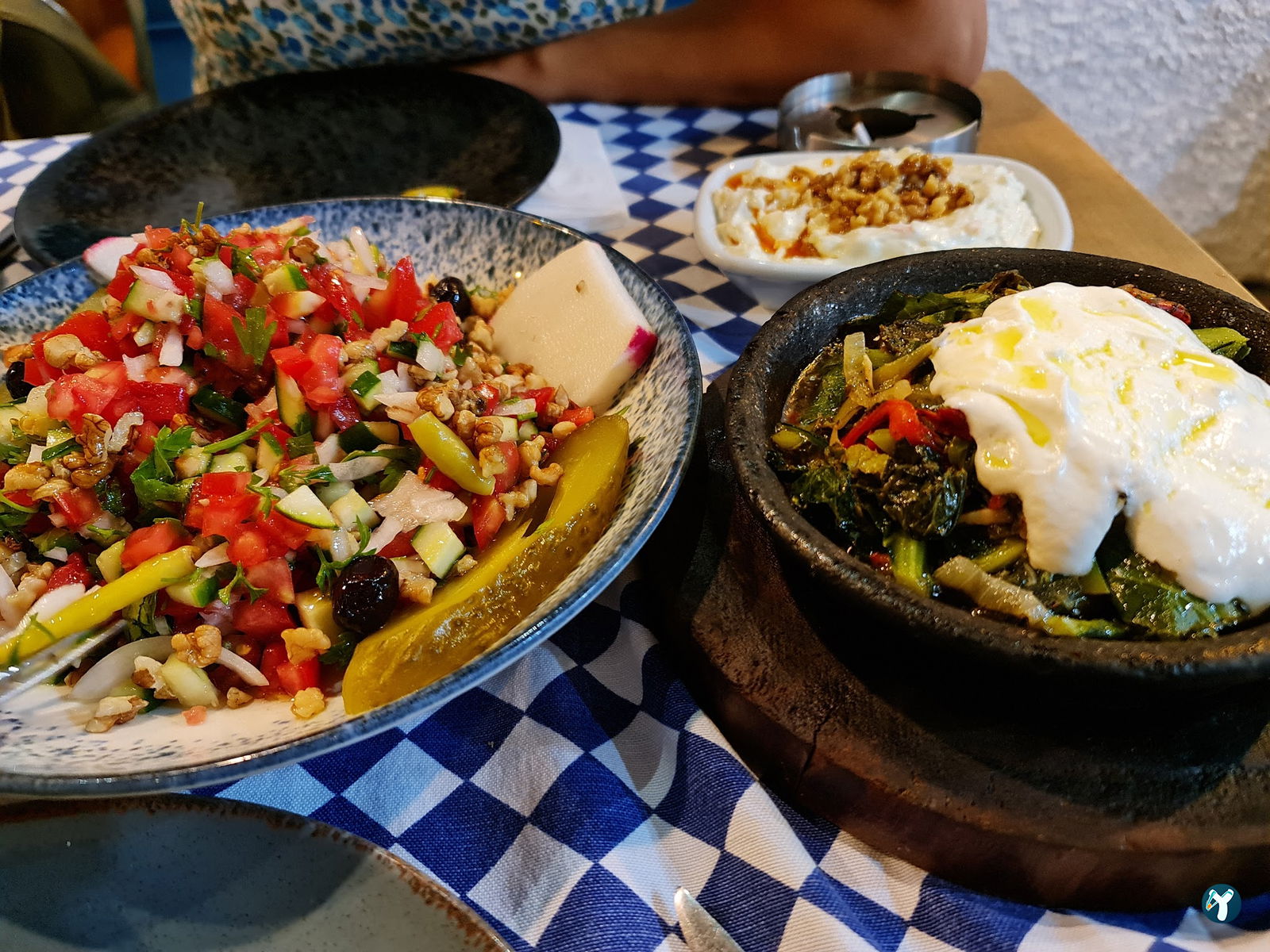 Şef Murat Güzelbahçe Balık Restoranı
