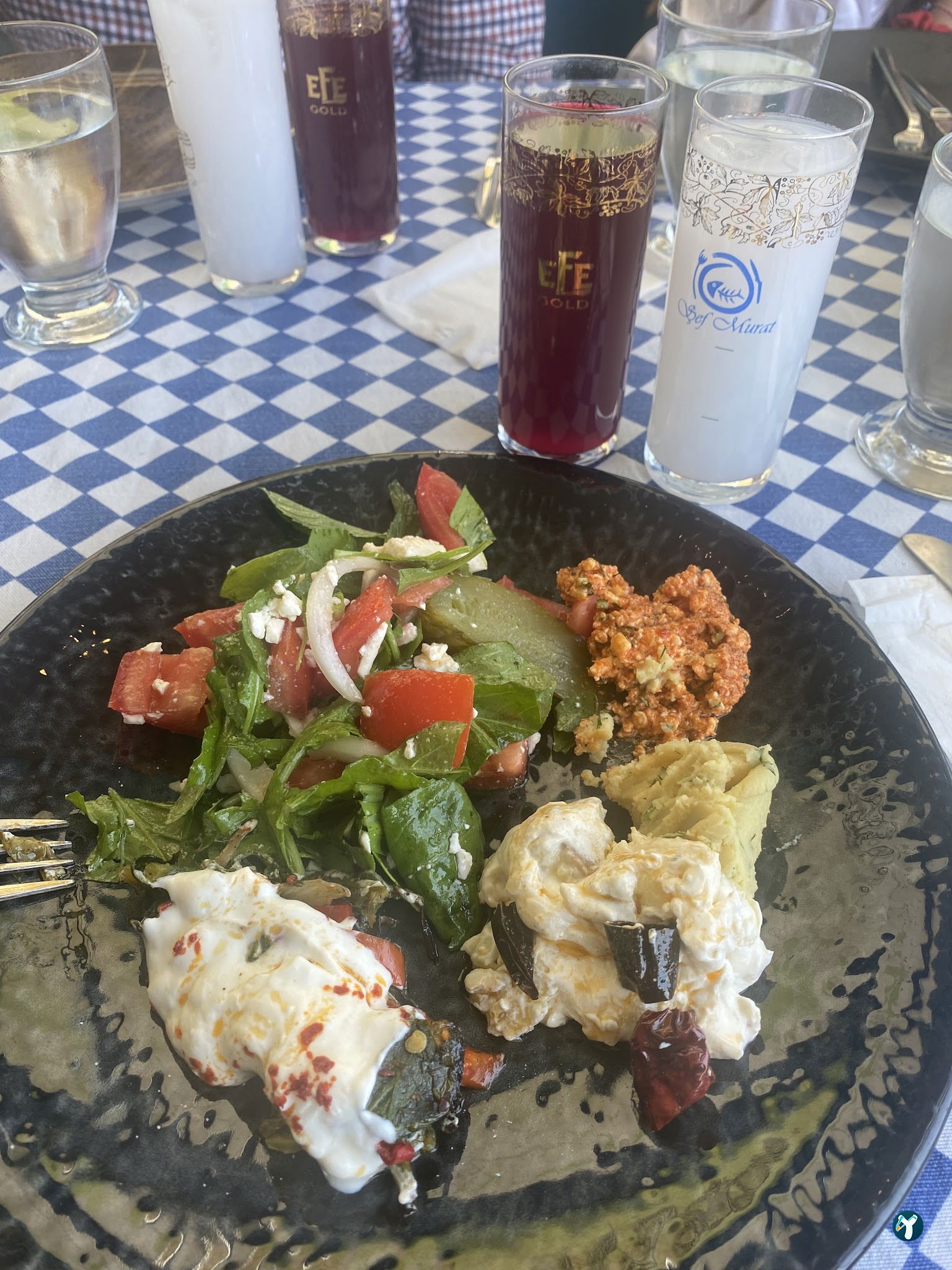 Şef Murat Güzelbahçe Balık Restoranı