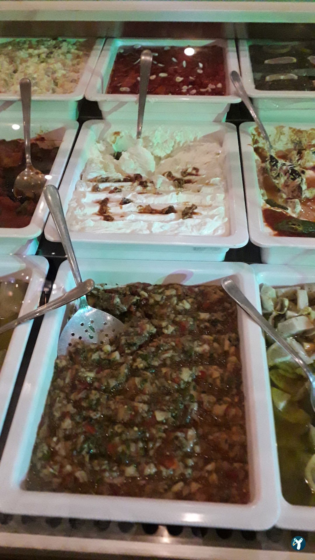 Şef Murat Güzelbahçe Balık Restoranı