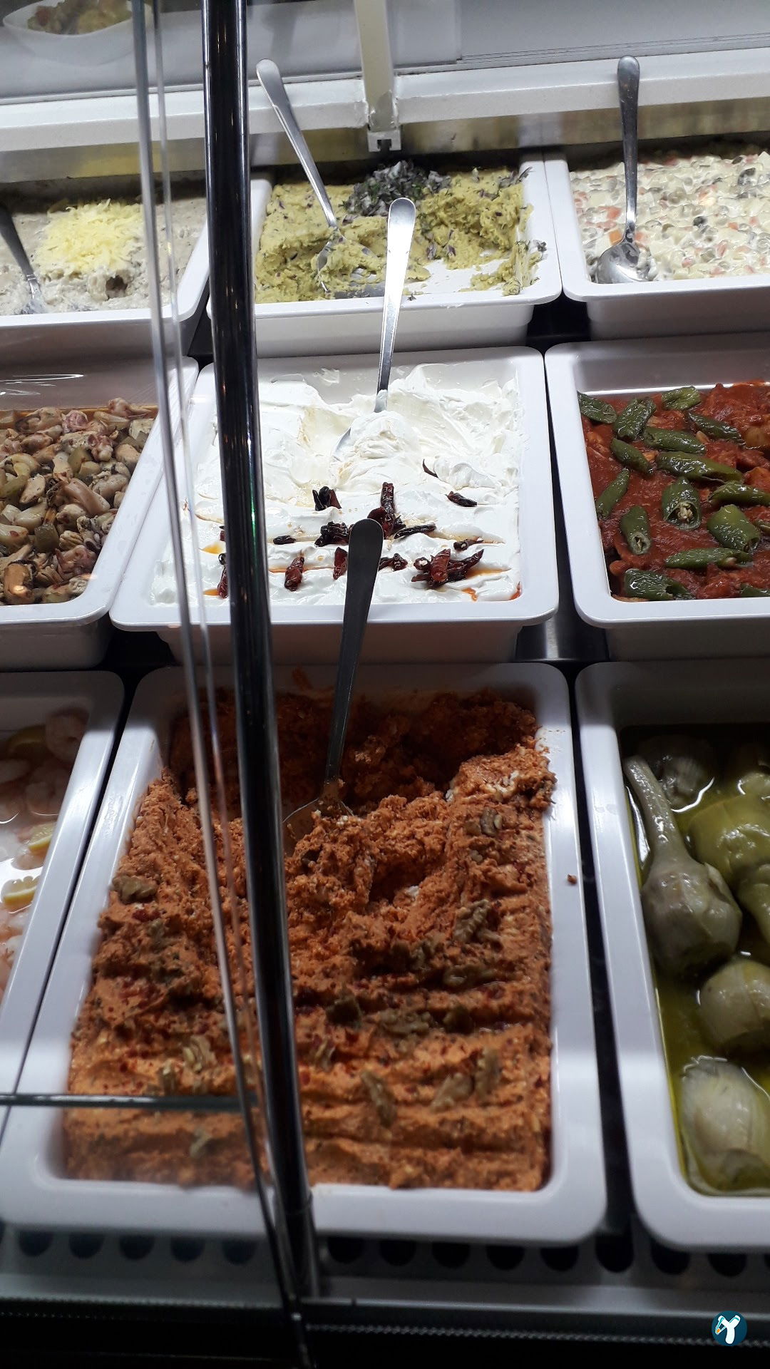 Şef Murat Güzelbahçe Balık Restoranı