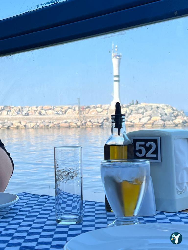 Şef Murat Güzelbahçe Balık Restoranı