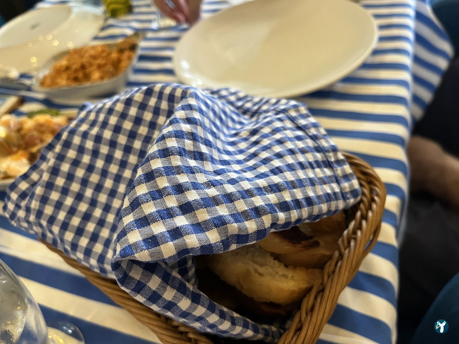 Şef Murat Güzelbahçe Balık Restoranı