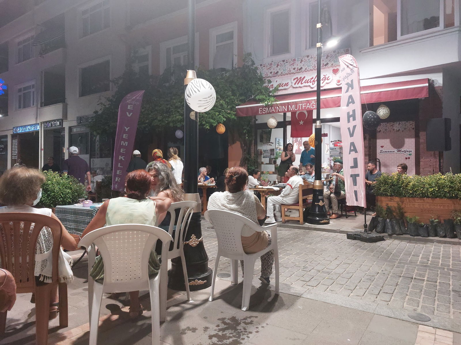 Esma'Nın Mutfağı - Ev Yemekleri