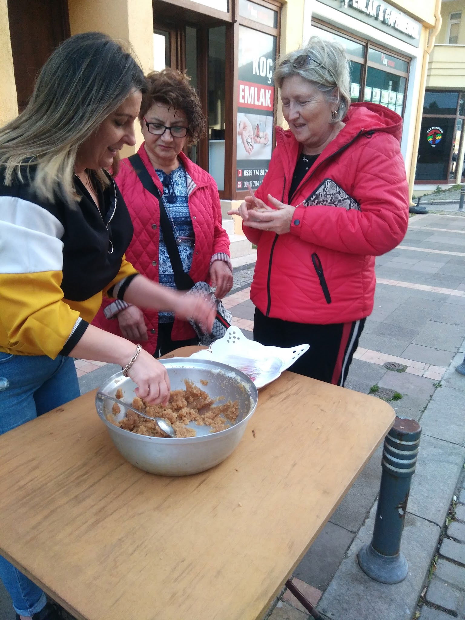 Esma'Nın Mutfağı - Ev Yemekleri