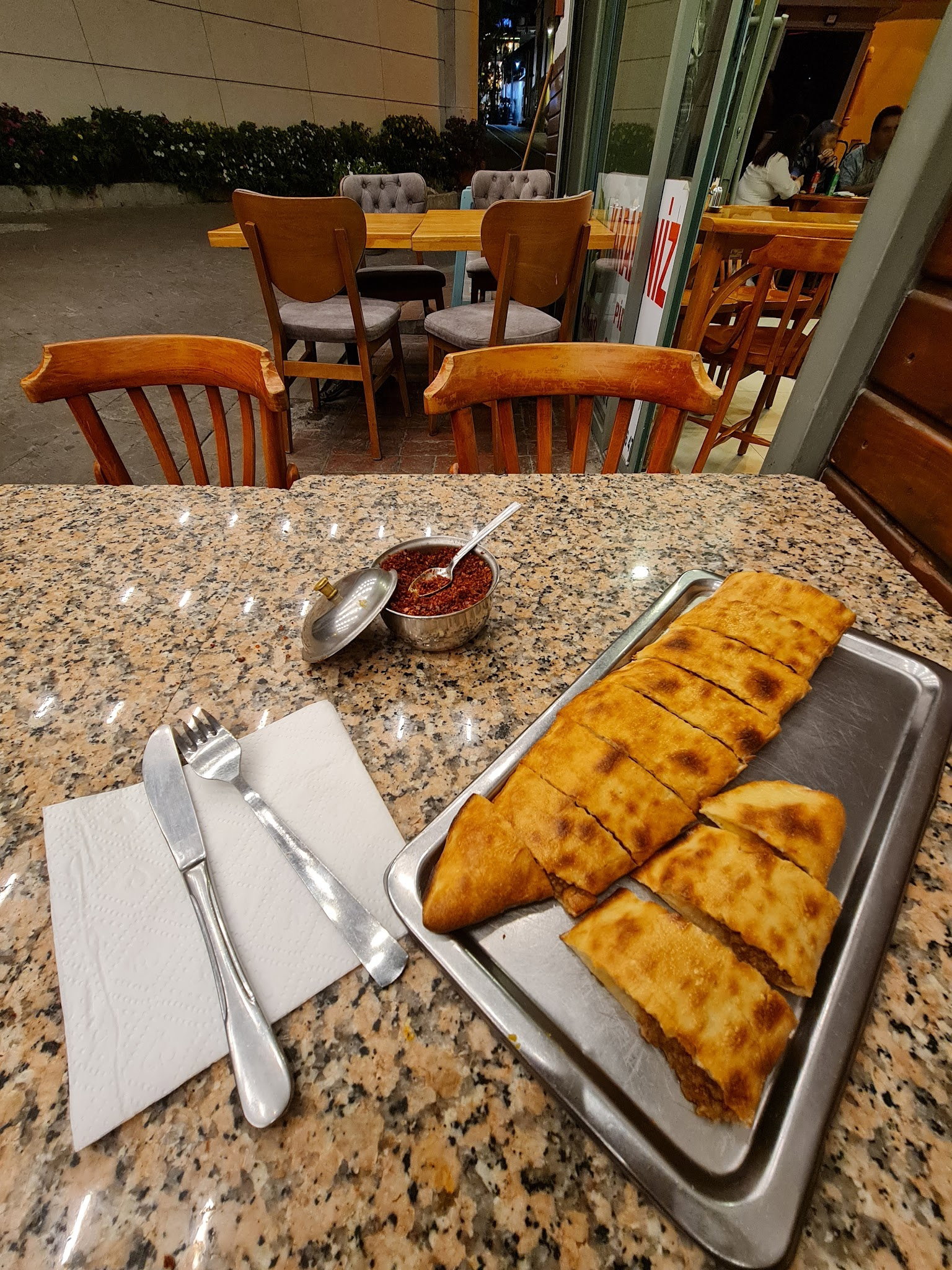 Çınar Karadeniz Pide Salonu