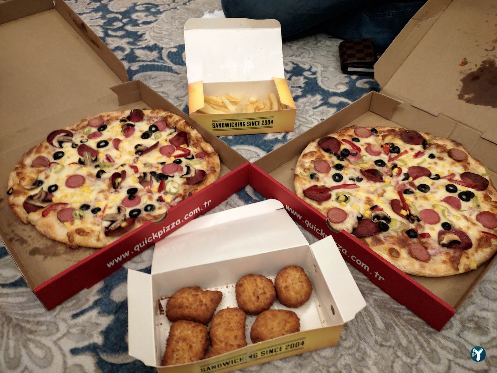 Quick Pizza & Burger Mix / Beylikdüzü - Esenyurt