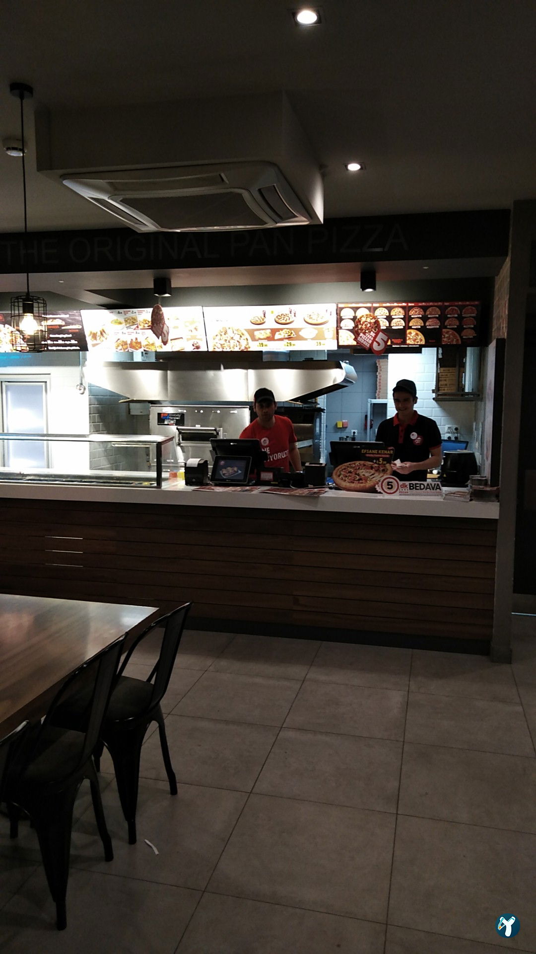 Pizza Hut