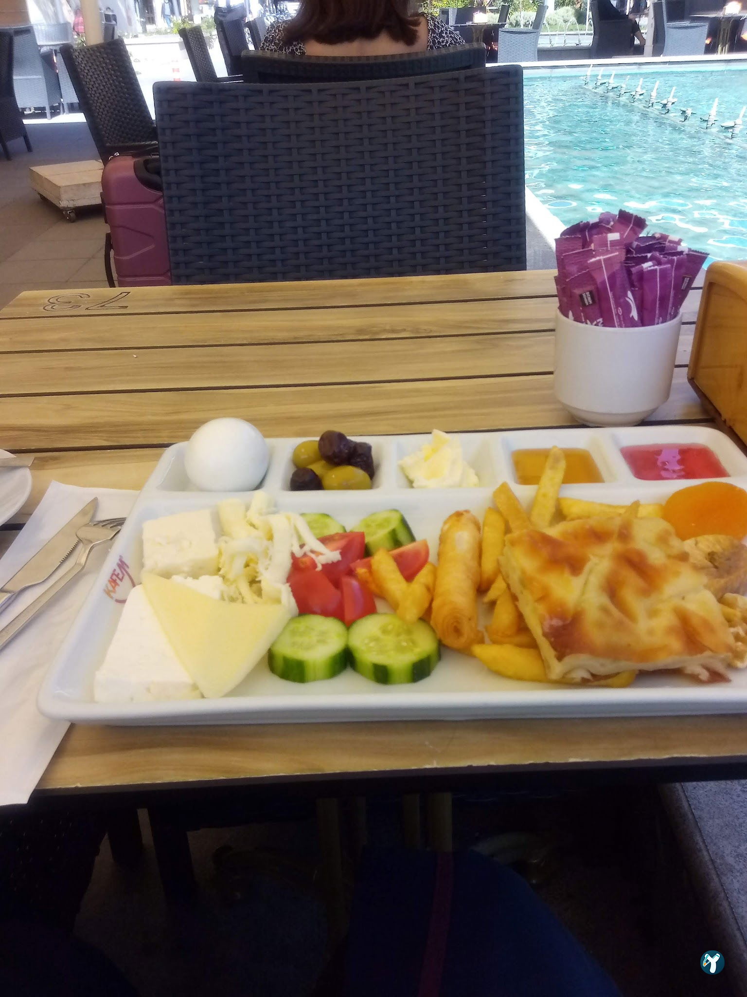 Kafem Gedavet
