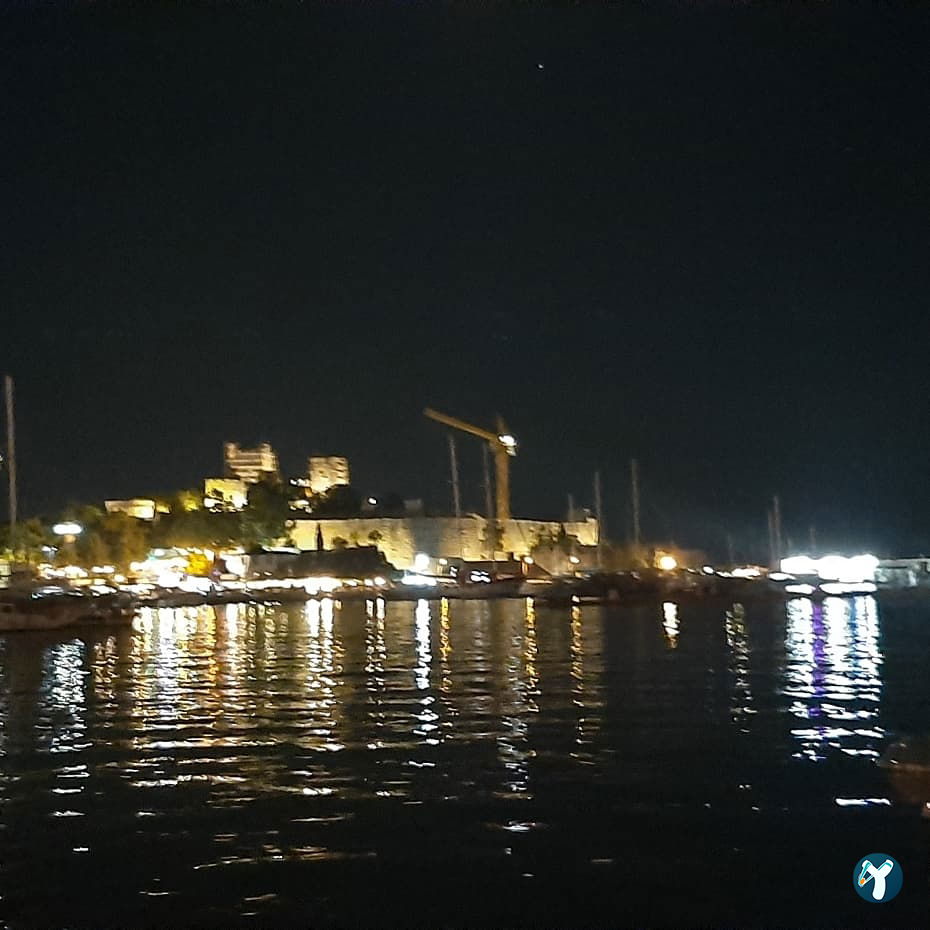 Mari̇na Sahi̇l Köfteci̇si̇
