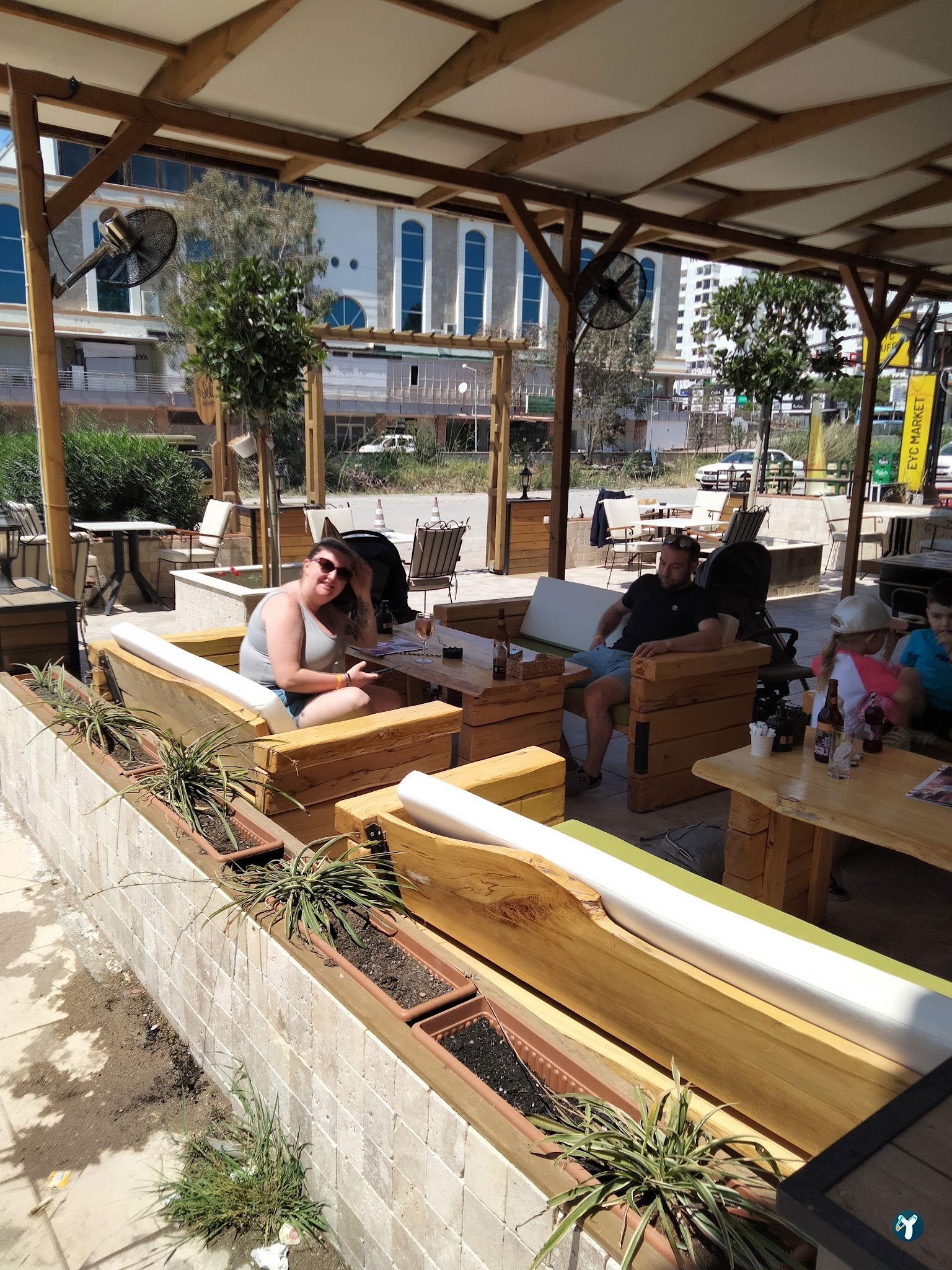 Seli Food & Drinks