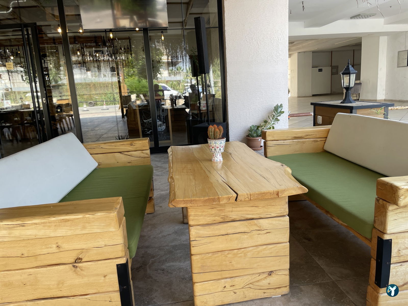 Seli Food & Drinks