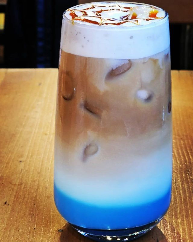 SOPHISTO SOCIAL CLUB