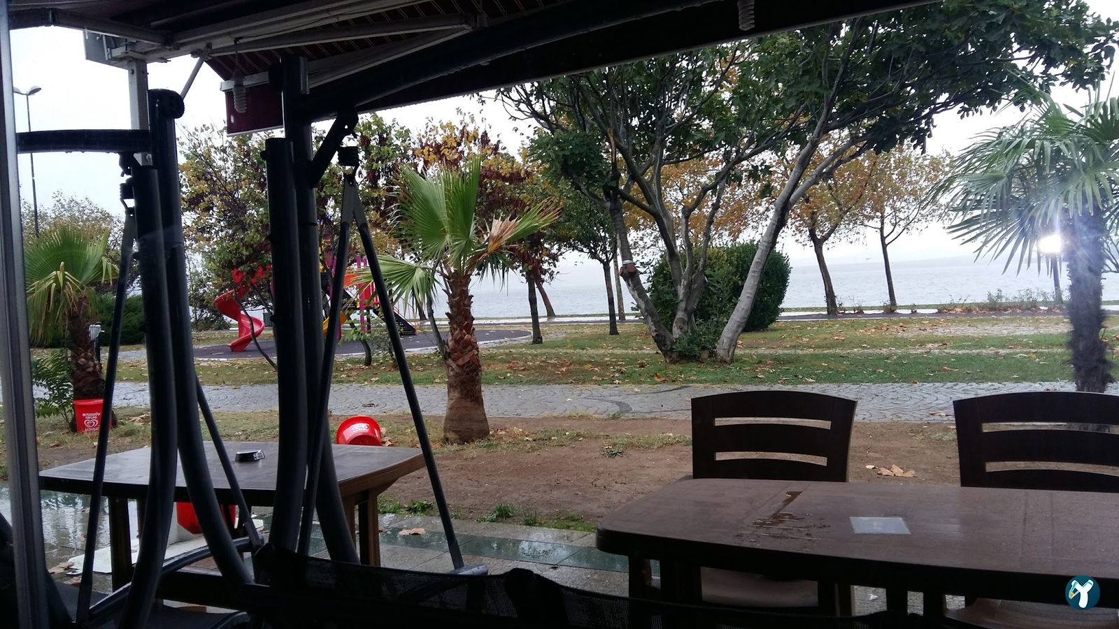 Mis Effendi Cafe