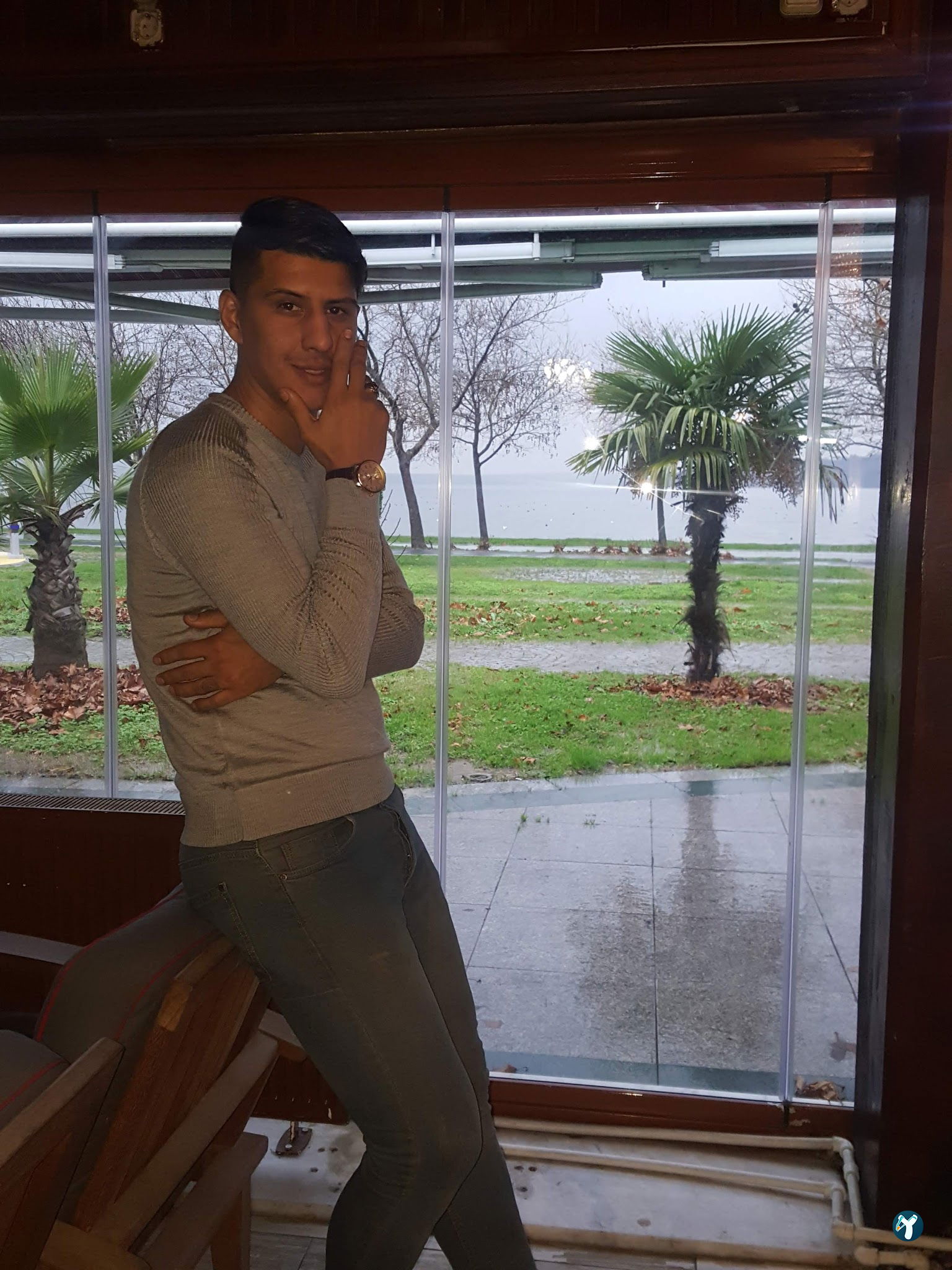Mis Effendi Cafe