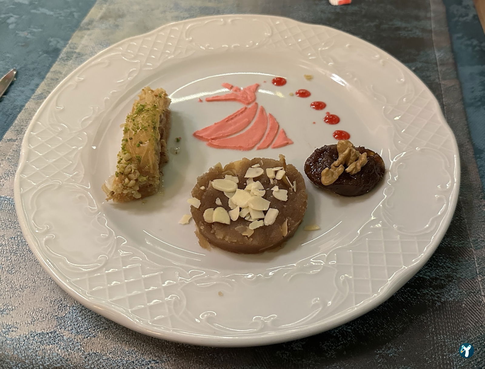 Somatçı Fihi Ma Fih Restaurant . Geçici Olarak Kapalı
