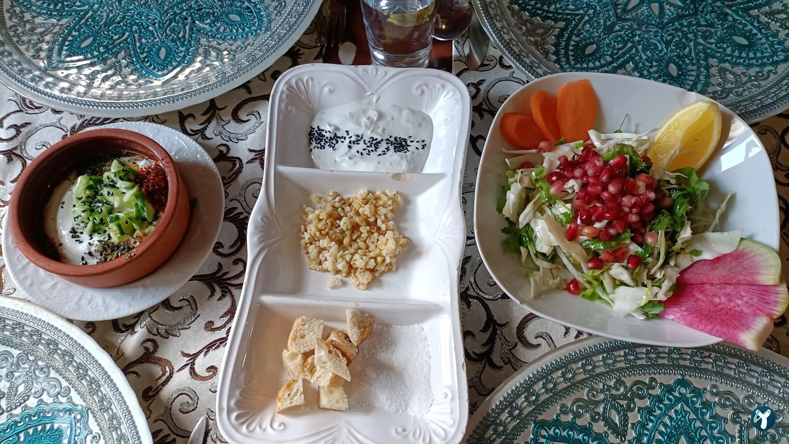 Somatçı Fihi Ma Fih Restaurant . Geçici Olarak Kapalı
