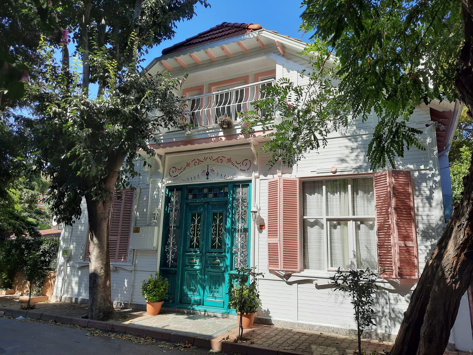 Nakibey Aile Plaj Tesisleri