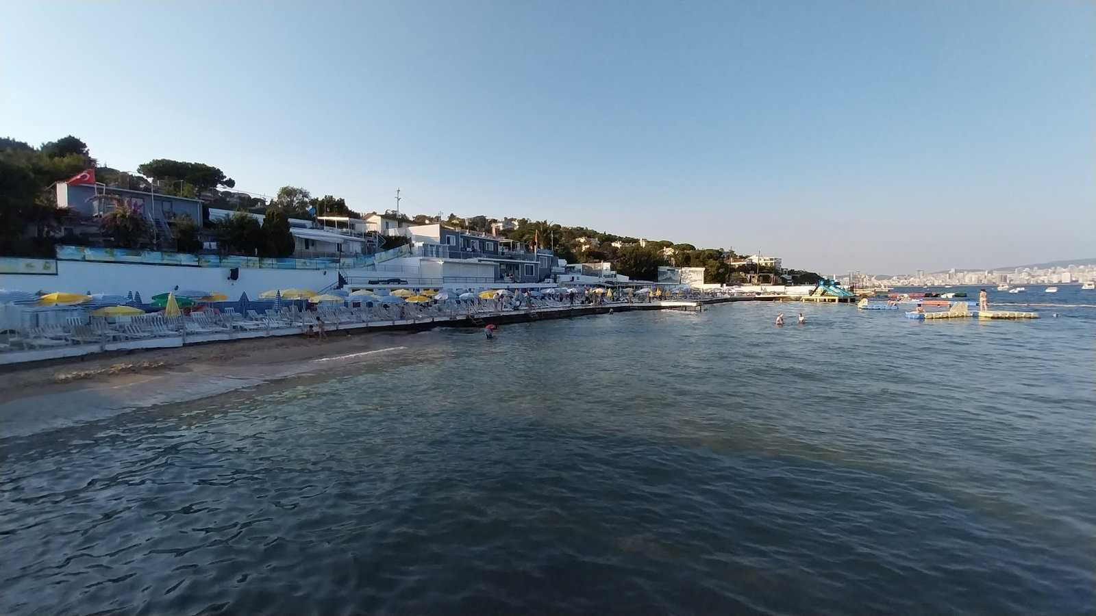 Nakibey Aile Plaj Tesisleri