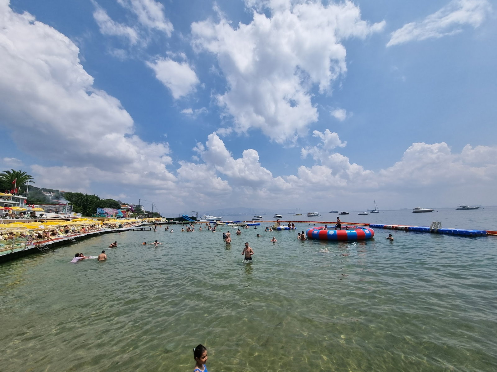 Nakibey Aile Plaj Tesisleri