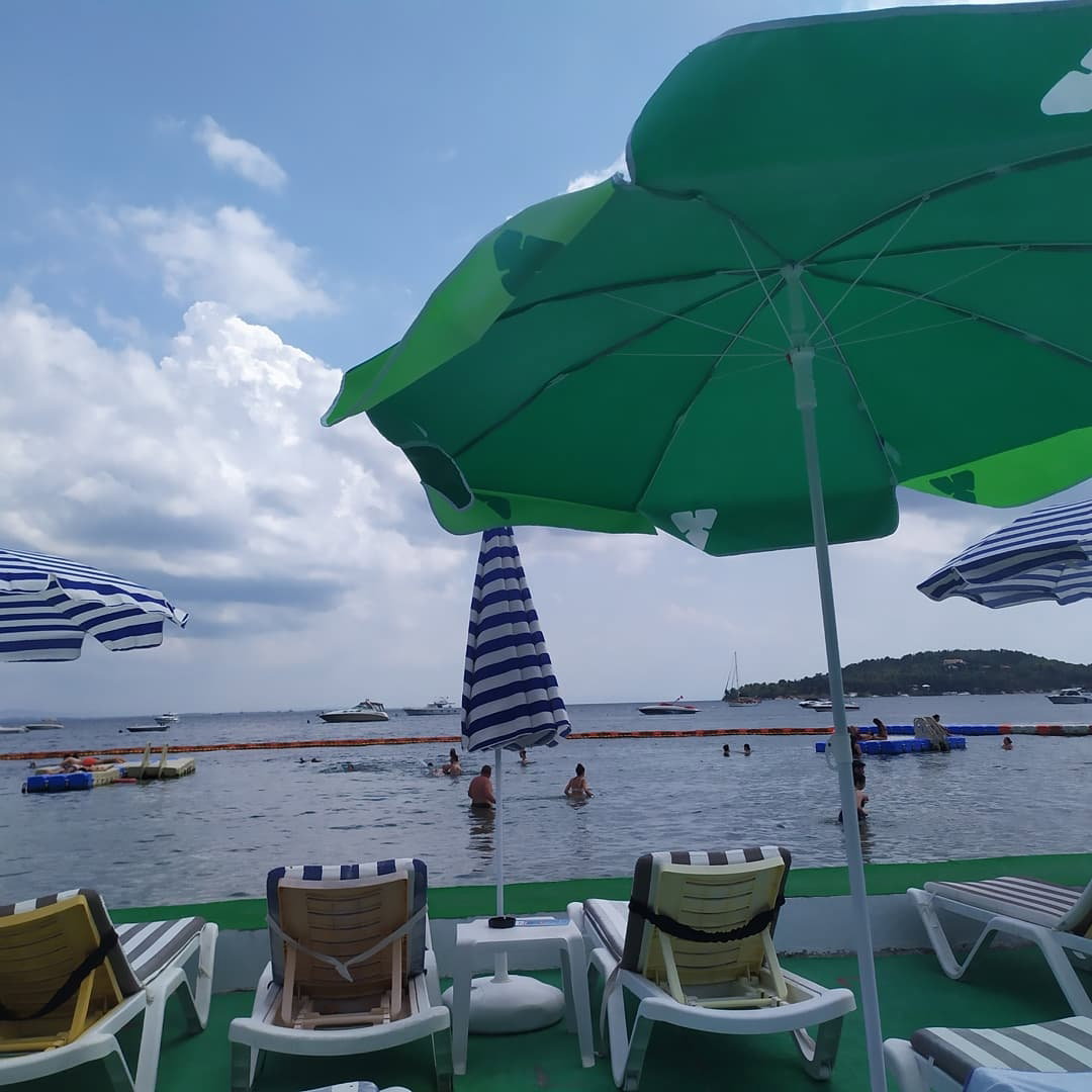 Nakibey Aile Plaj Tesisleri