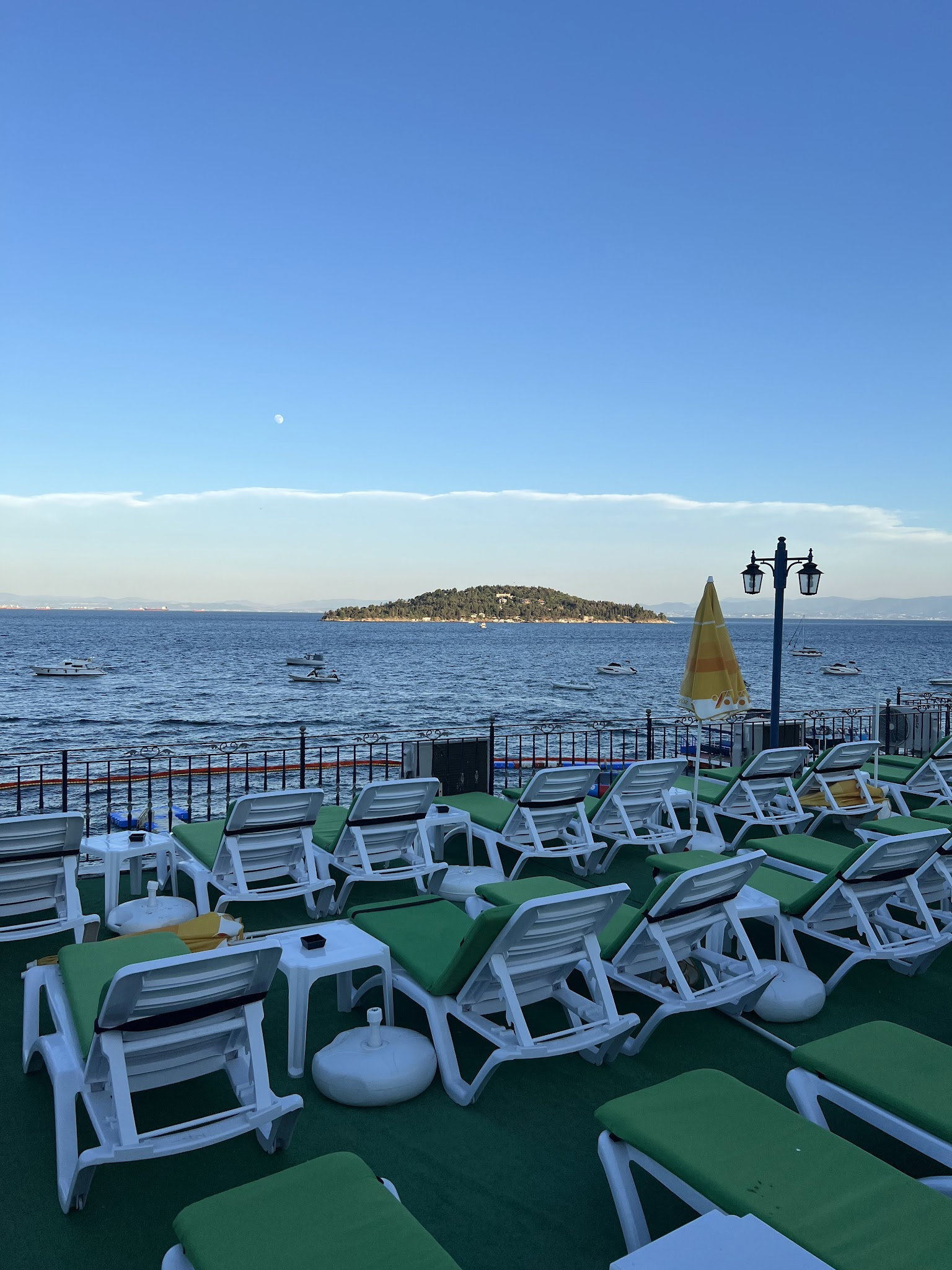 Nakibey Aile Plaj Tesisleri