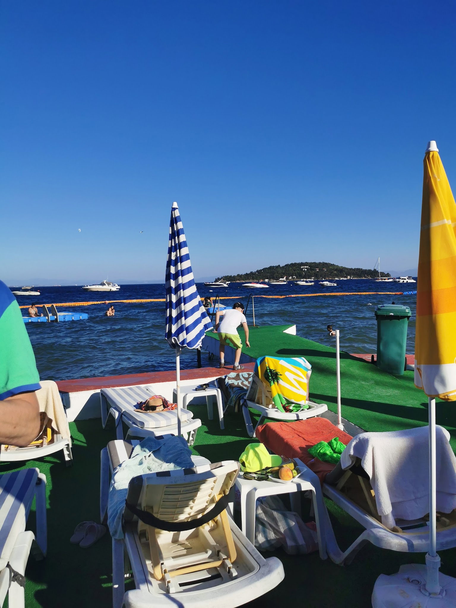 Nakibey Aile Plaj Tesisleri