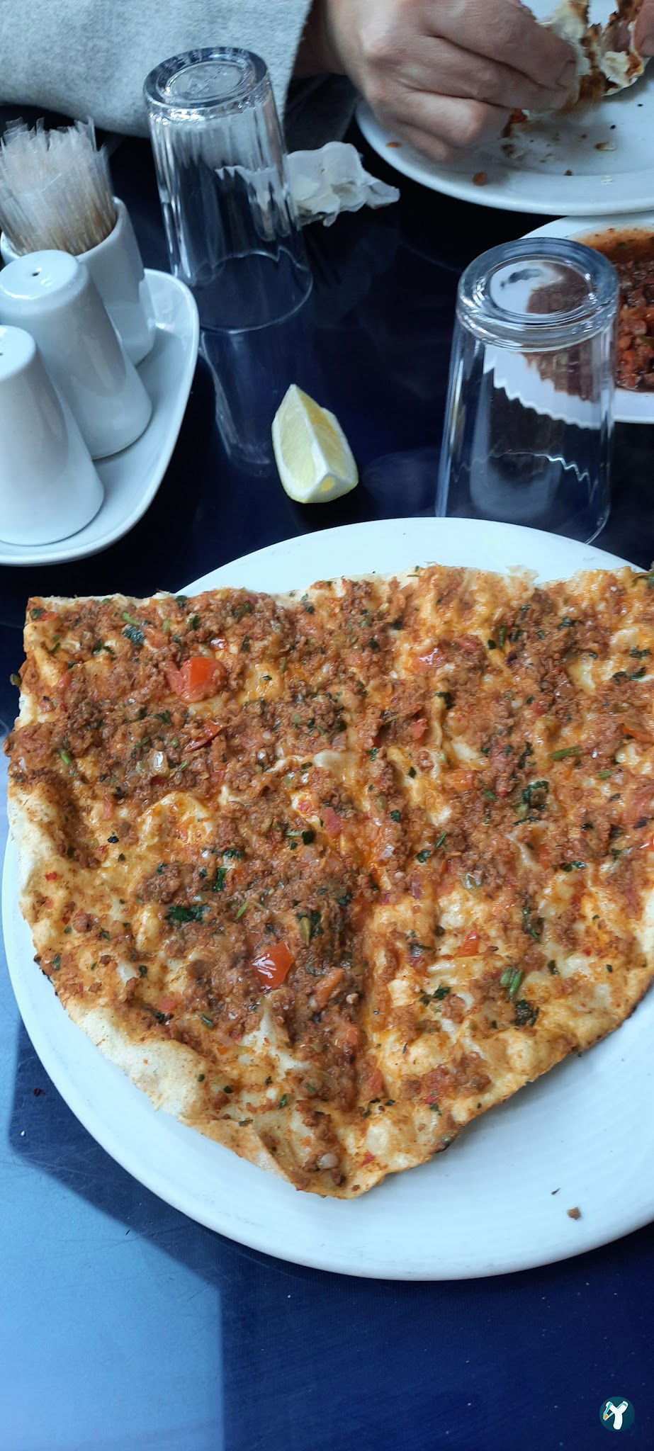 Diyar Kebap Ve Doner Salonu