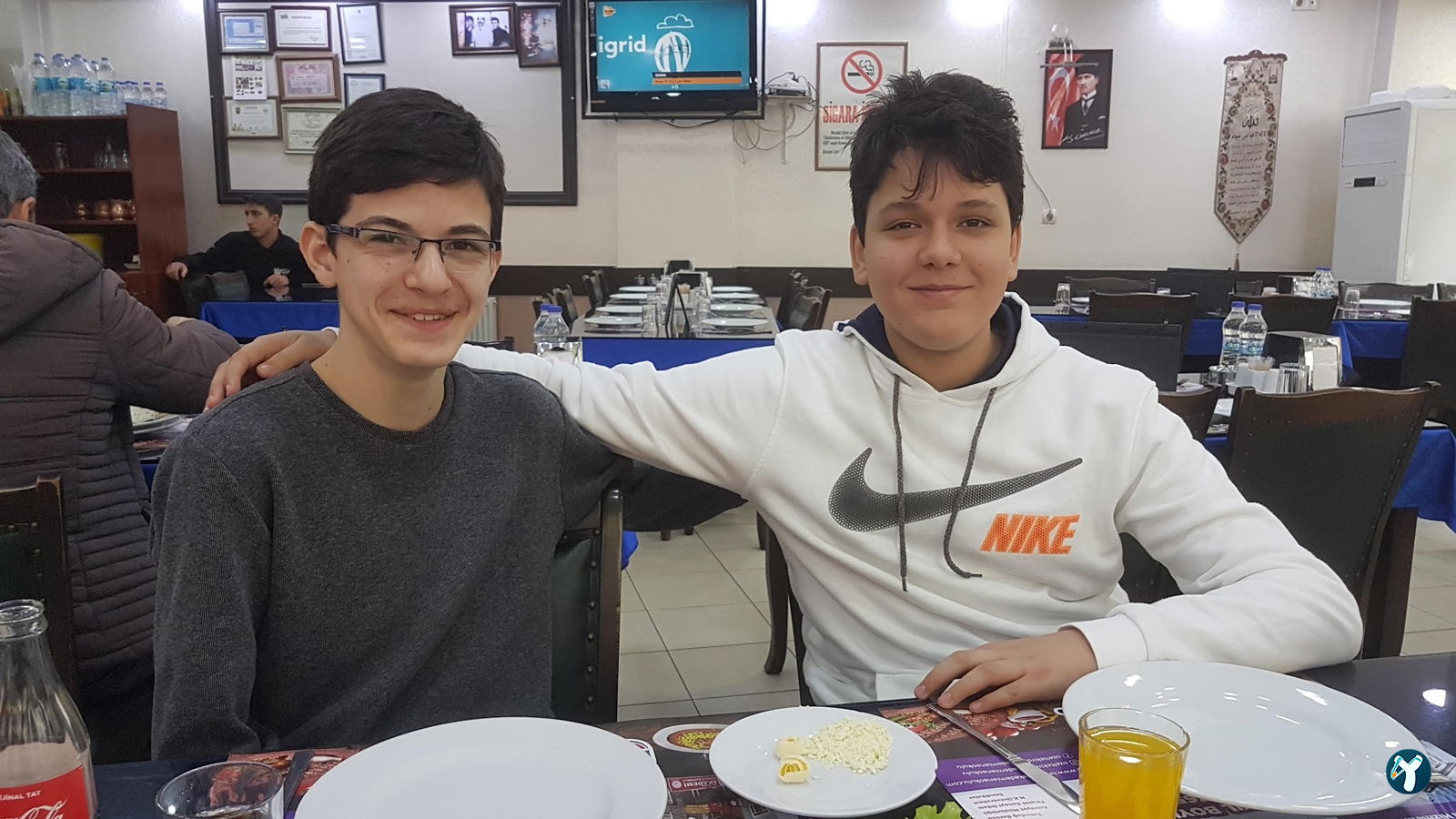 Diyar Kebap Ve Doner Salonu