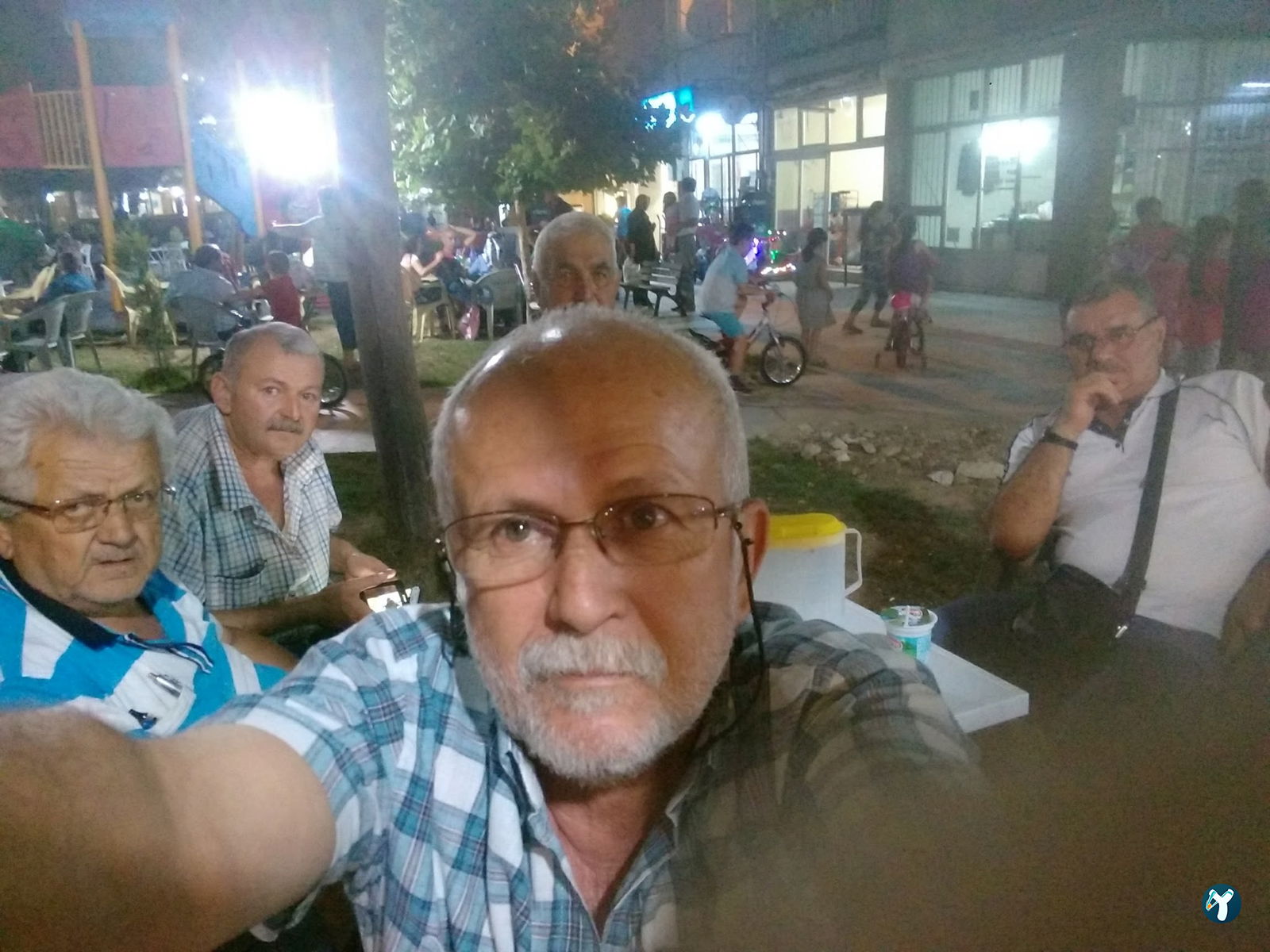 Çakir Kiraathanesi̇