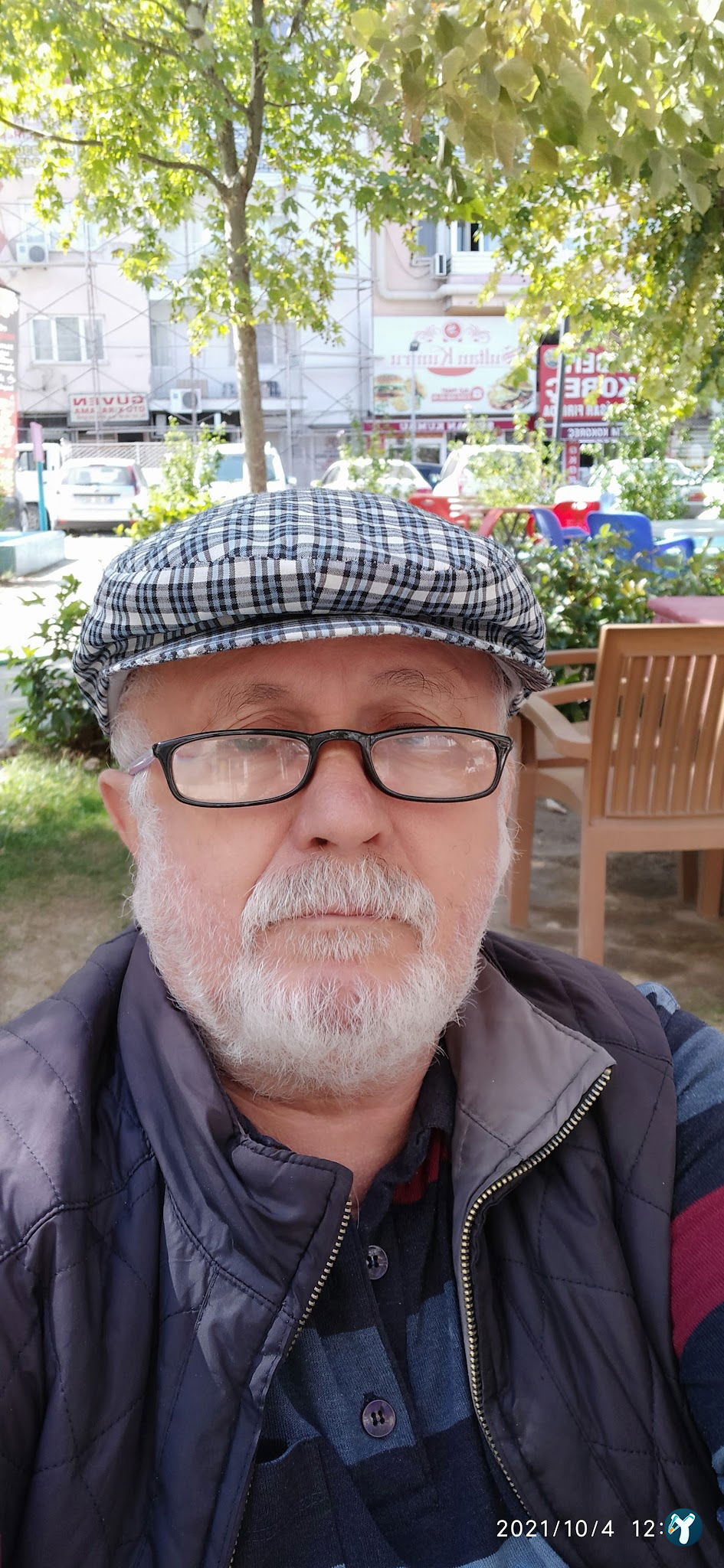 Çakir Kiraathanesi̇