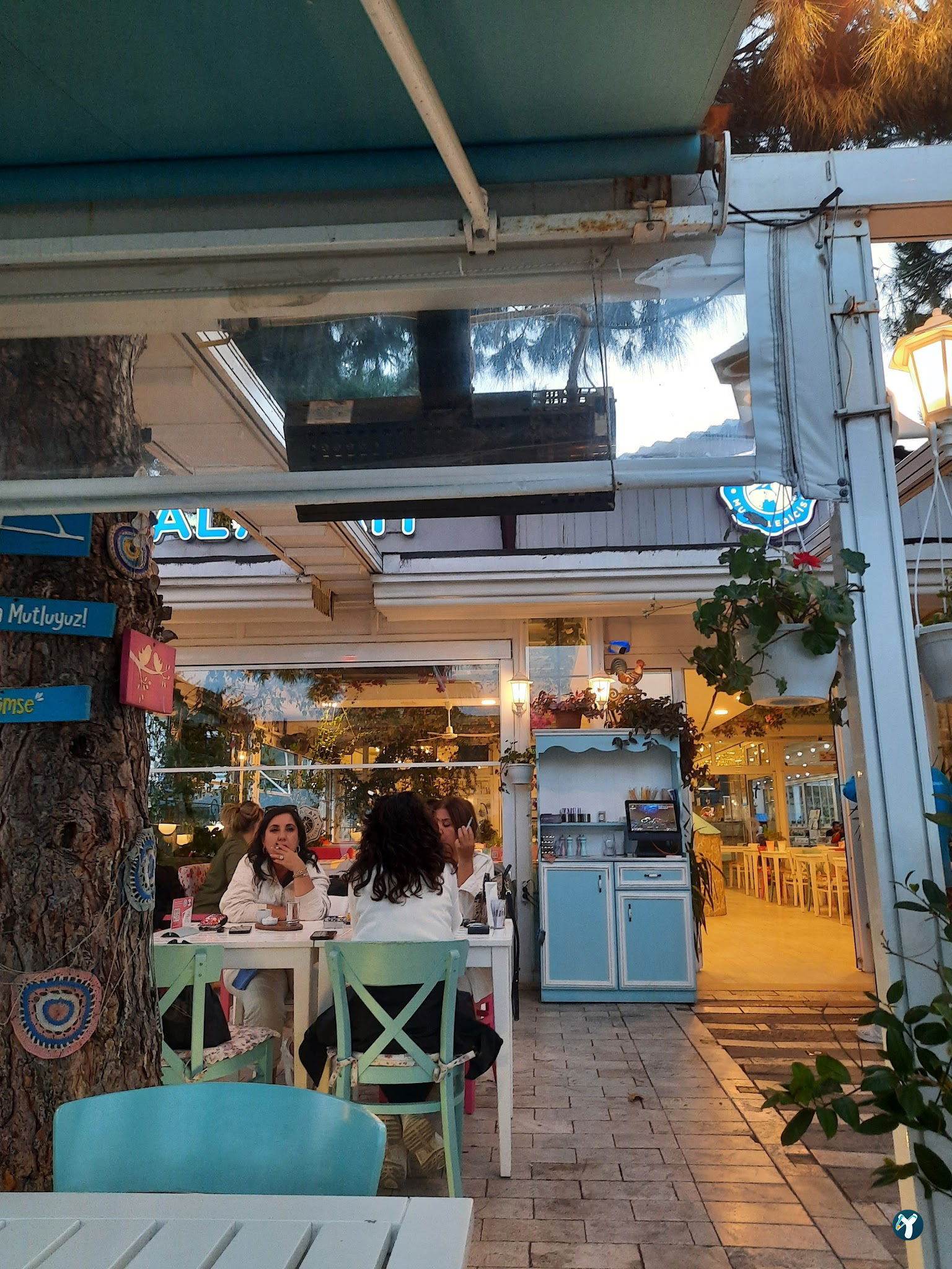 Yeni Nesil Millet Çay Bahçesi