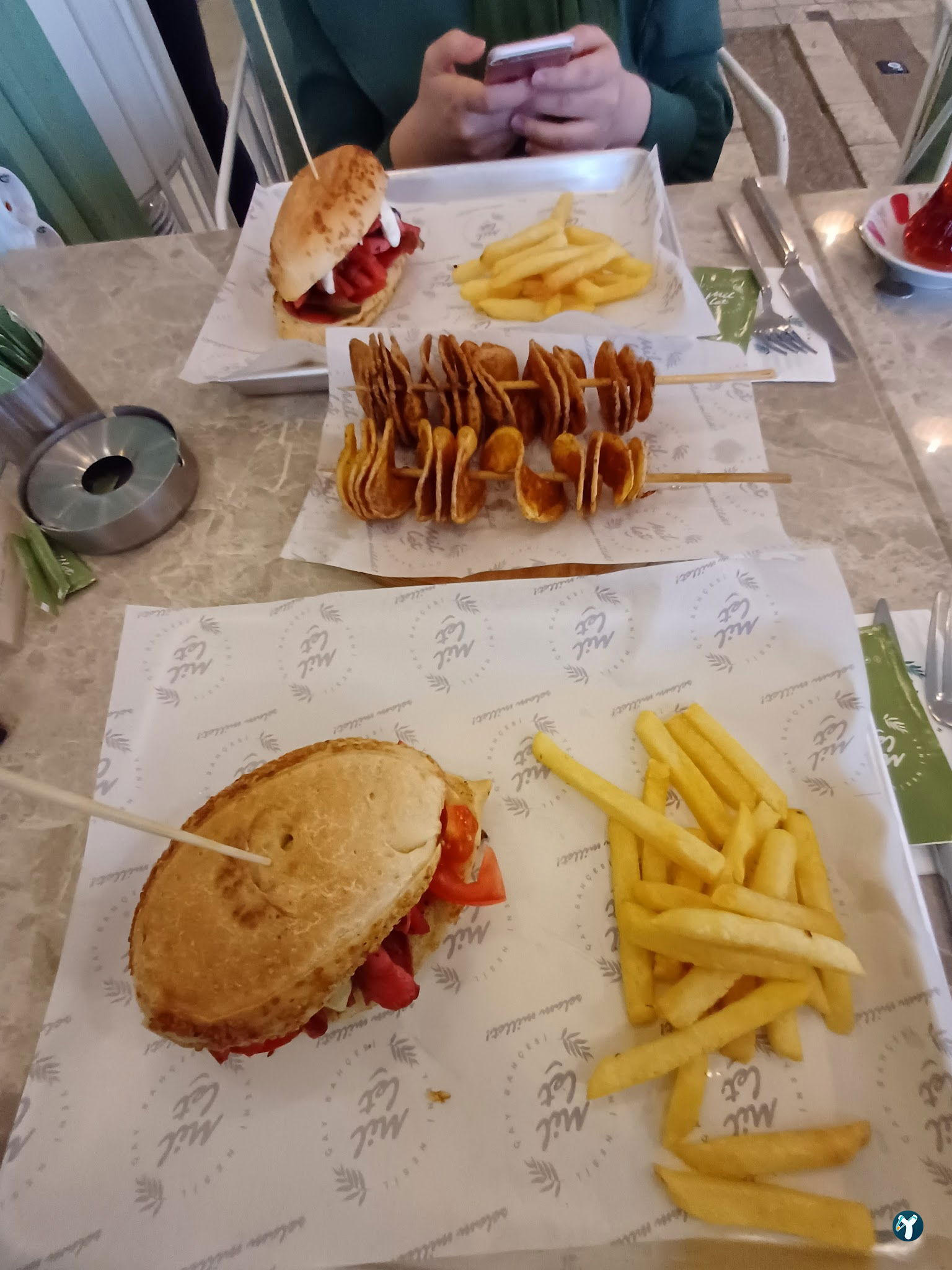 Yeni Nesil Millet Çay Bahçesi