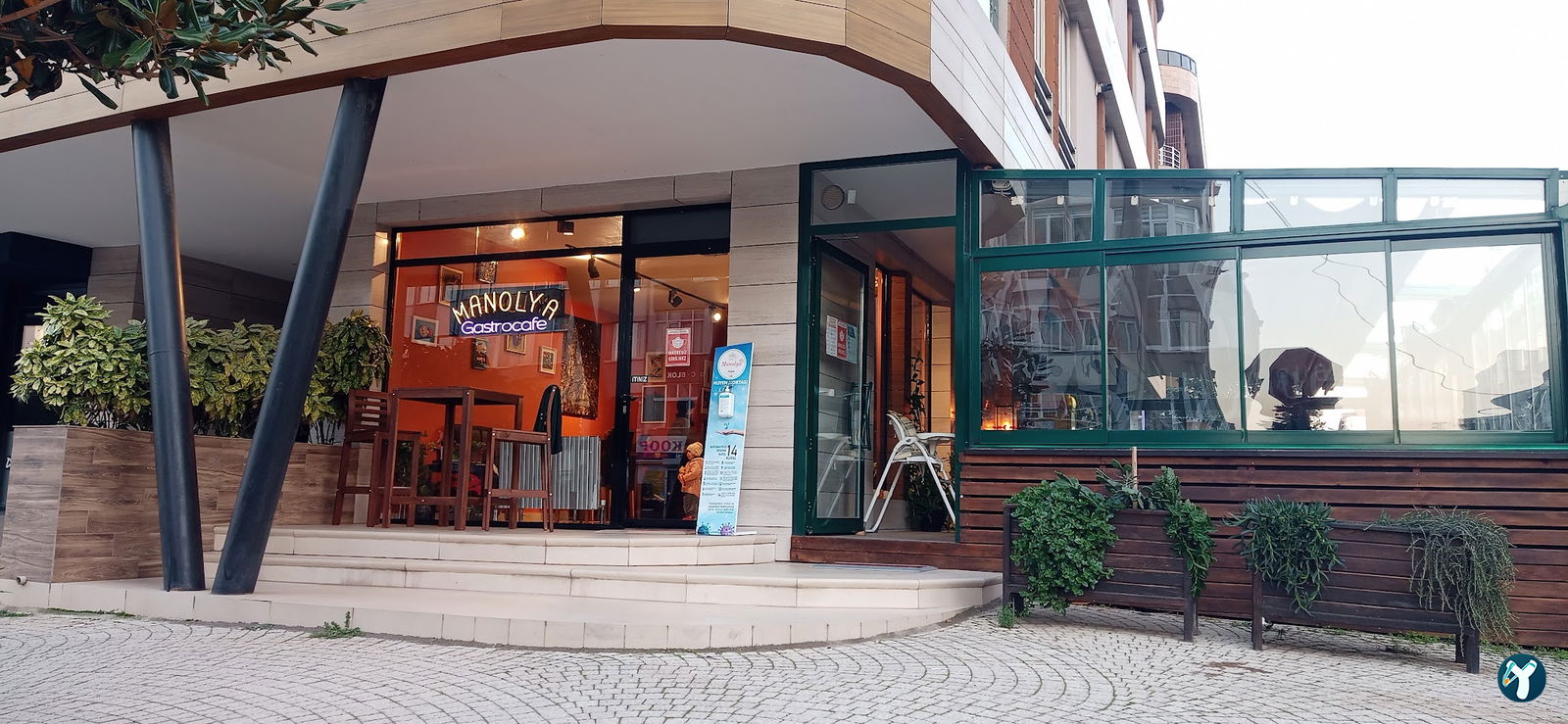 Manolya Gastrocafe