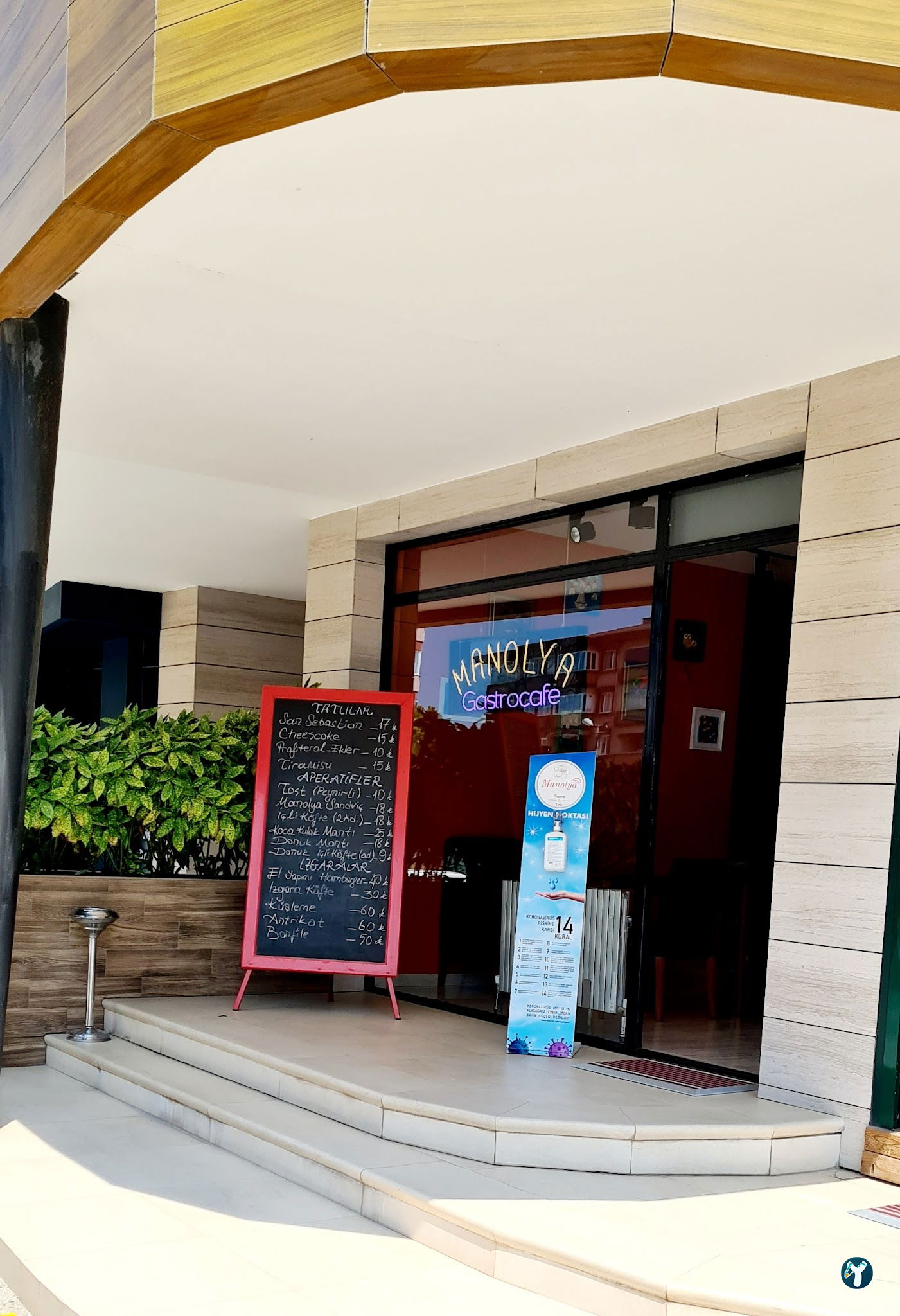 Manolya Gastrocafe