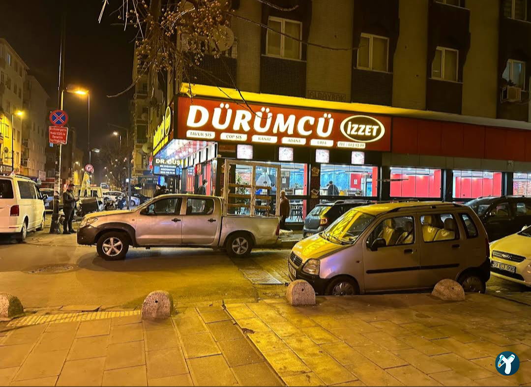 Dürümcü İzzeti̇n Yeri̇ Yeni̇bosna Bahçeli̇evler
