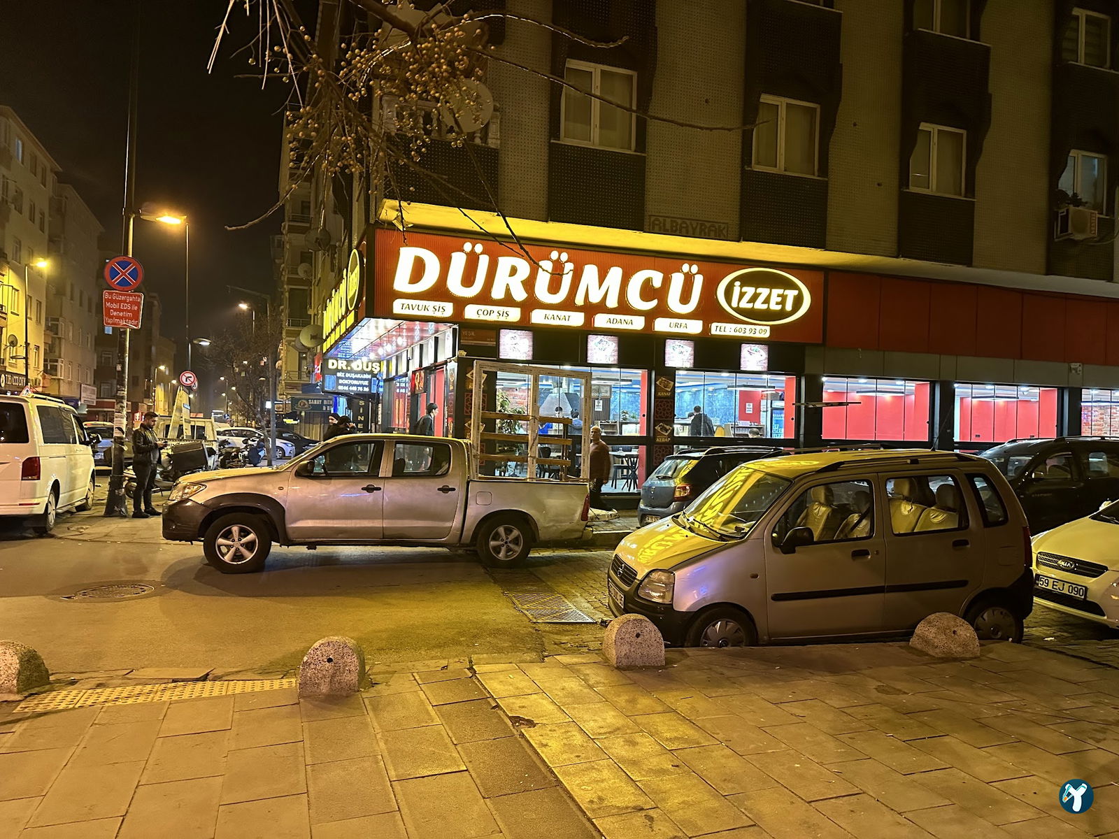 Dürümcü İzzeti̇n Yeri̇ Yeni̇bosna Bahçeli̇evler