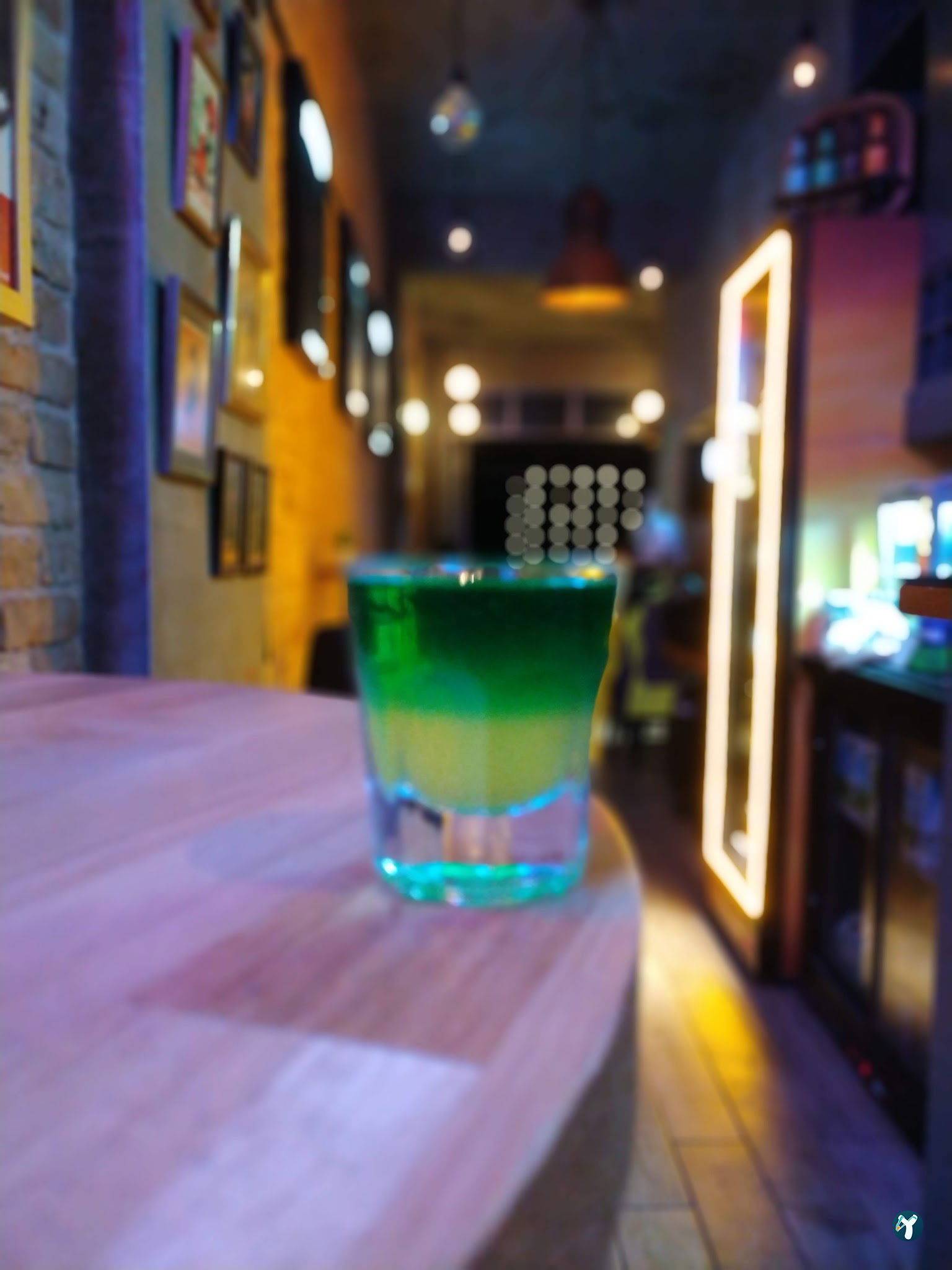 Dopamine Coffee Shop - Moda