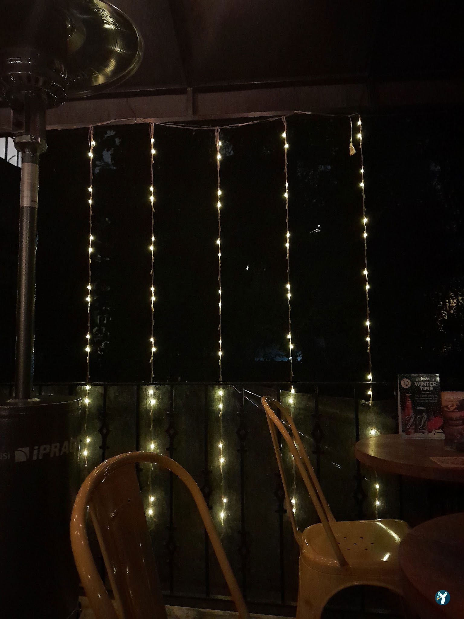 Dopamine Coffee Shop - Moda