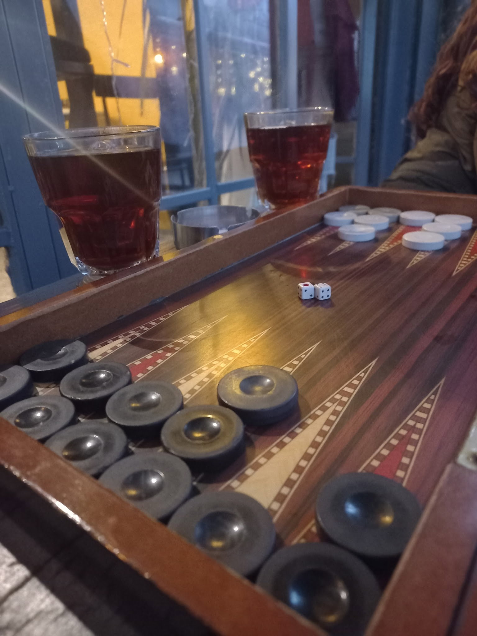 Arkadaş Satranç Kafe