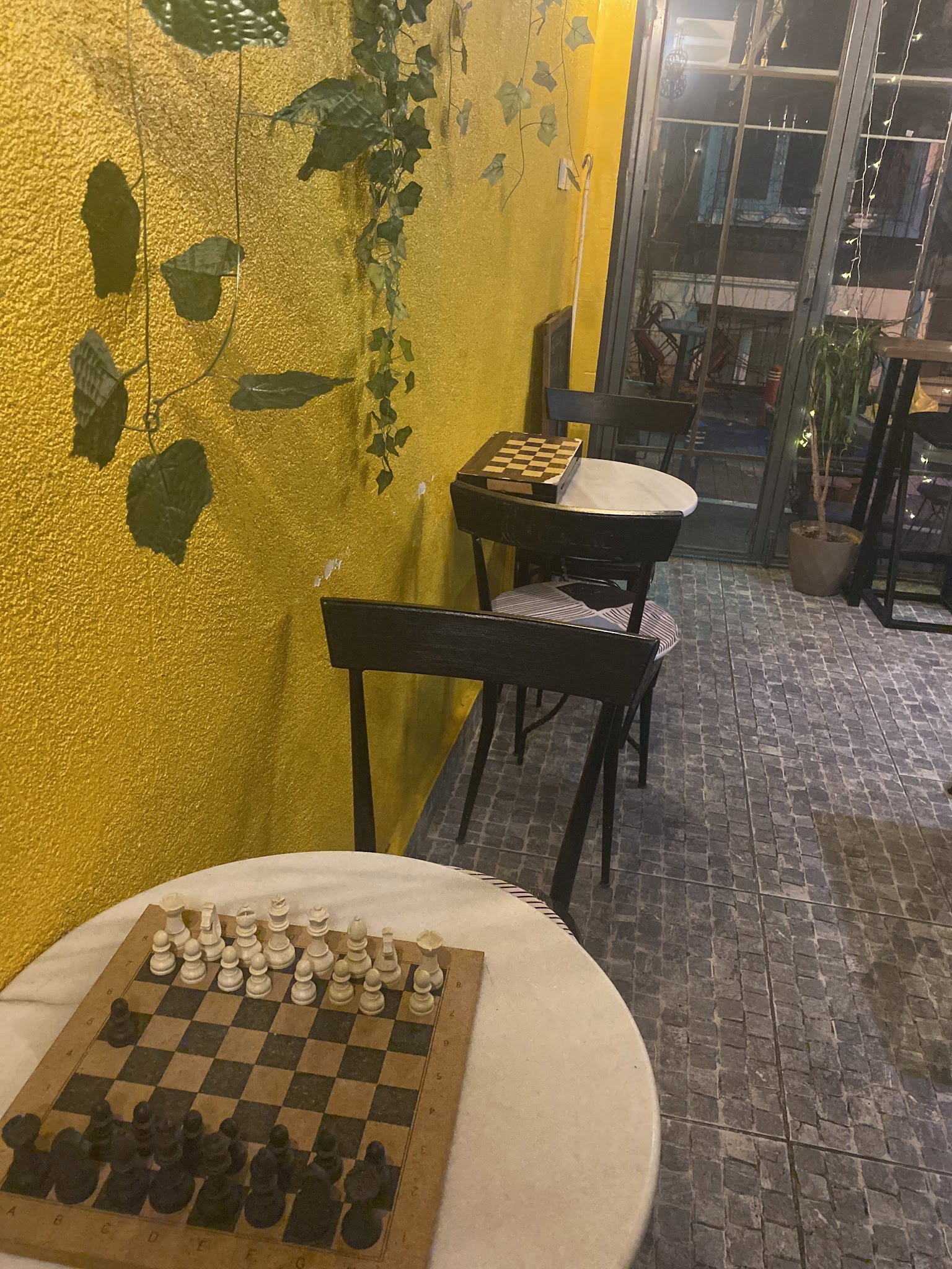 Arkadaş Satranç Kafe