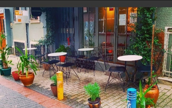 Arkadaş Satranç Kafe