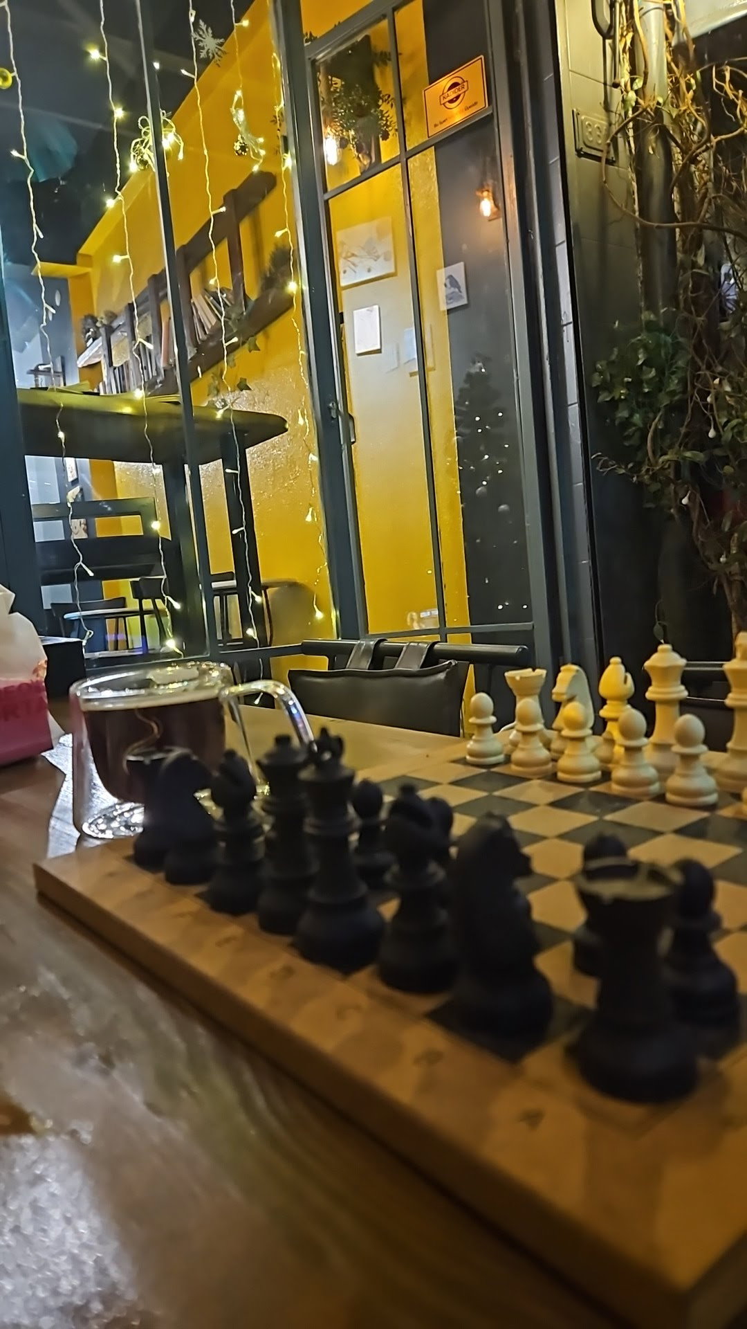 Arkadaş Satranç Kafe