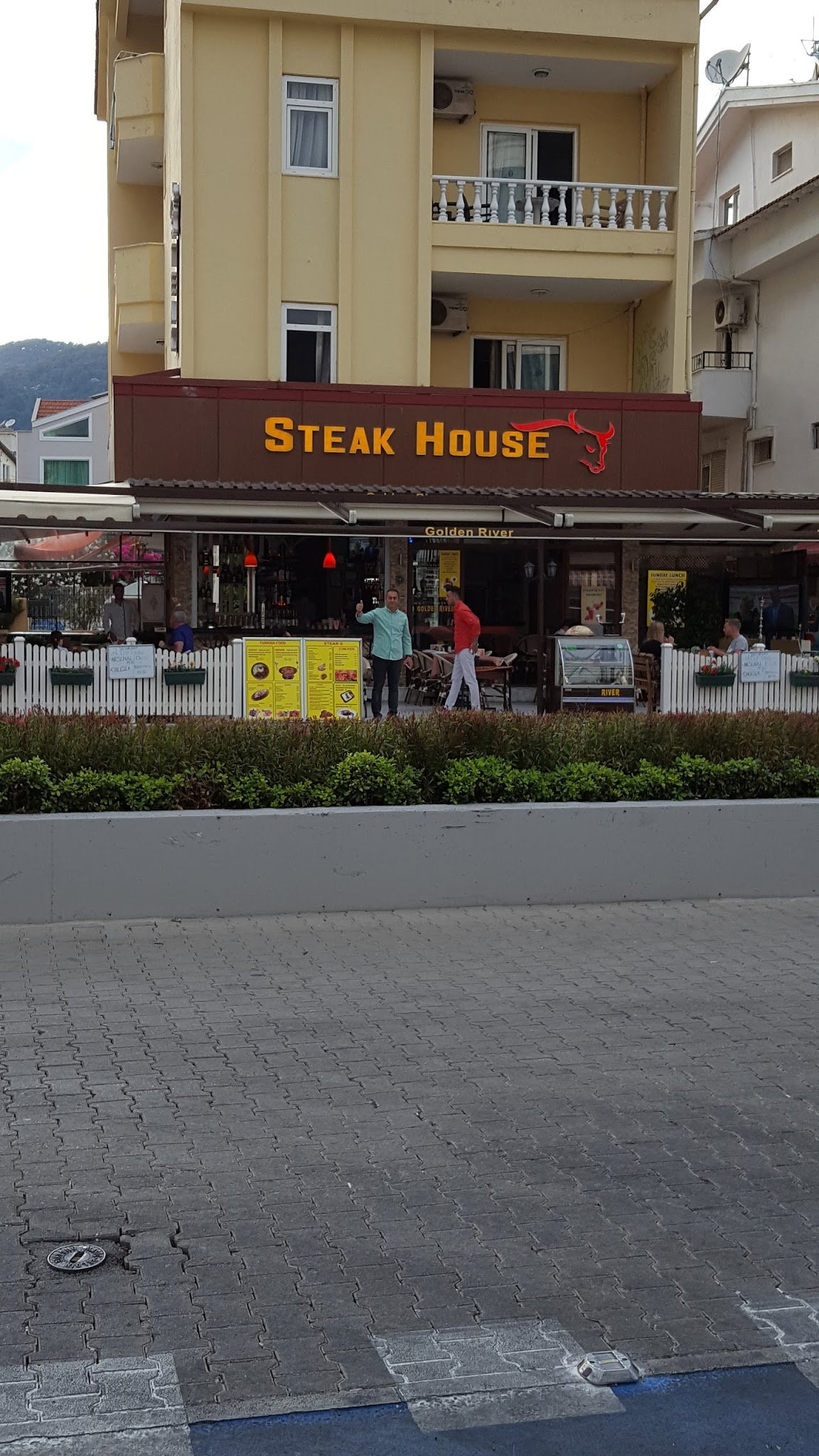 Steak House (Golden River)
