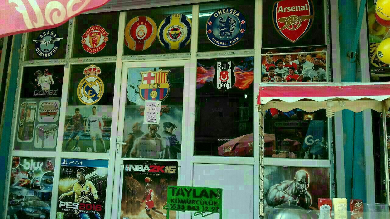 Playstation3 Ve 4 Cafe