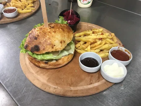Gül Restoran ve Pide Salonu resimleri