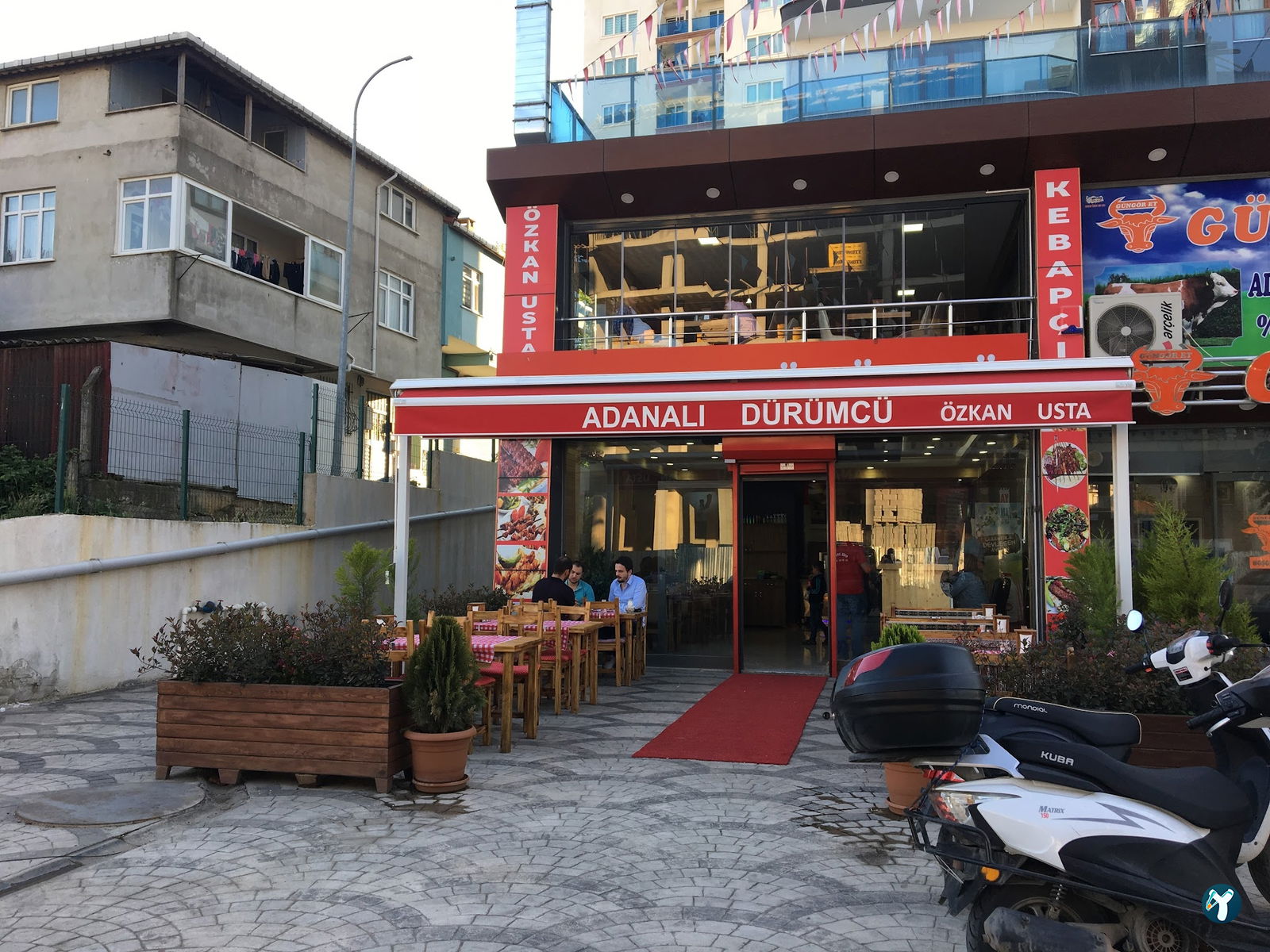 Adanalı Dürümcü Özkan Usta