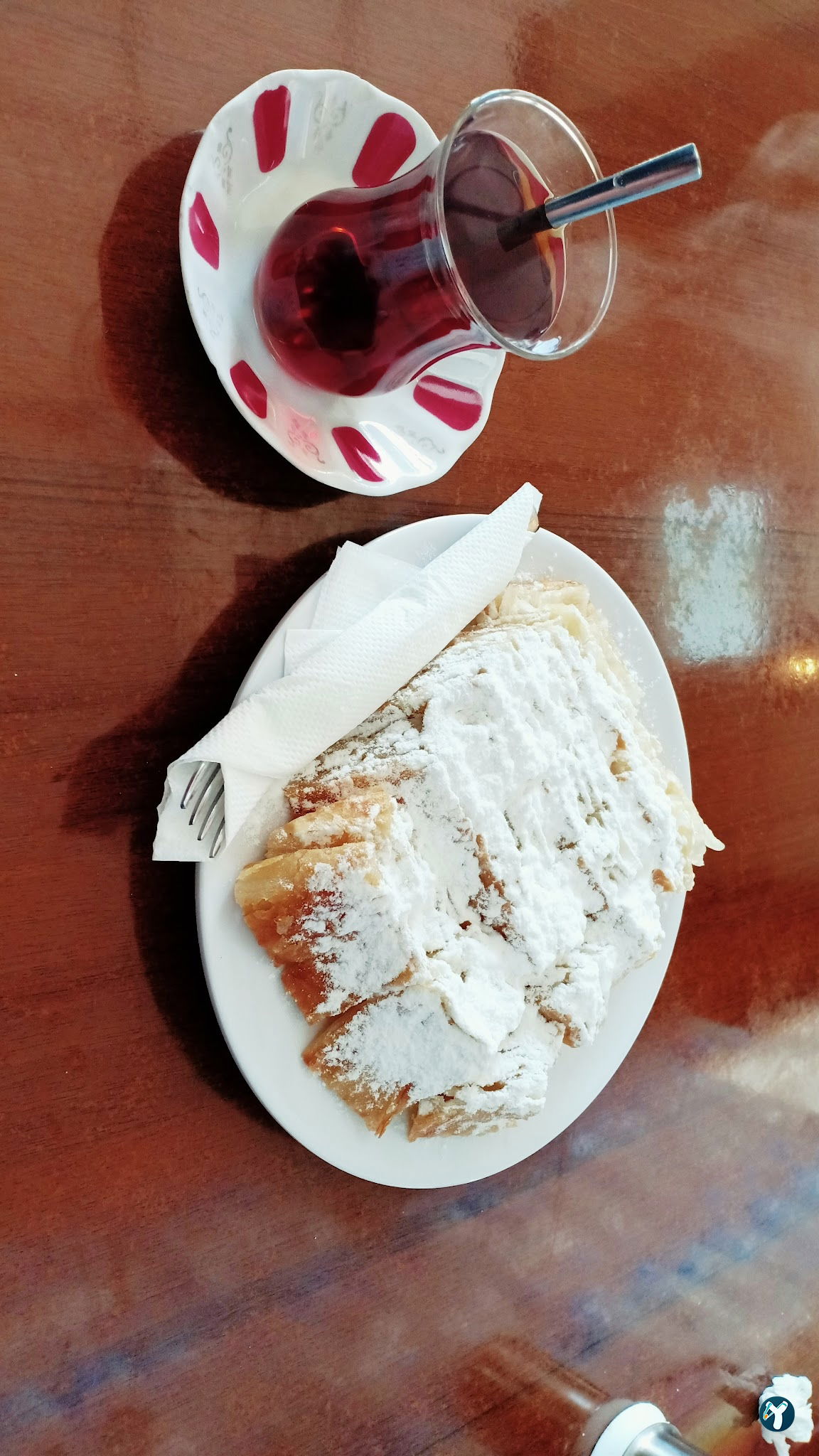 Peron Cafe