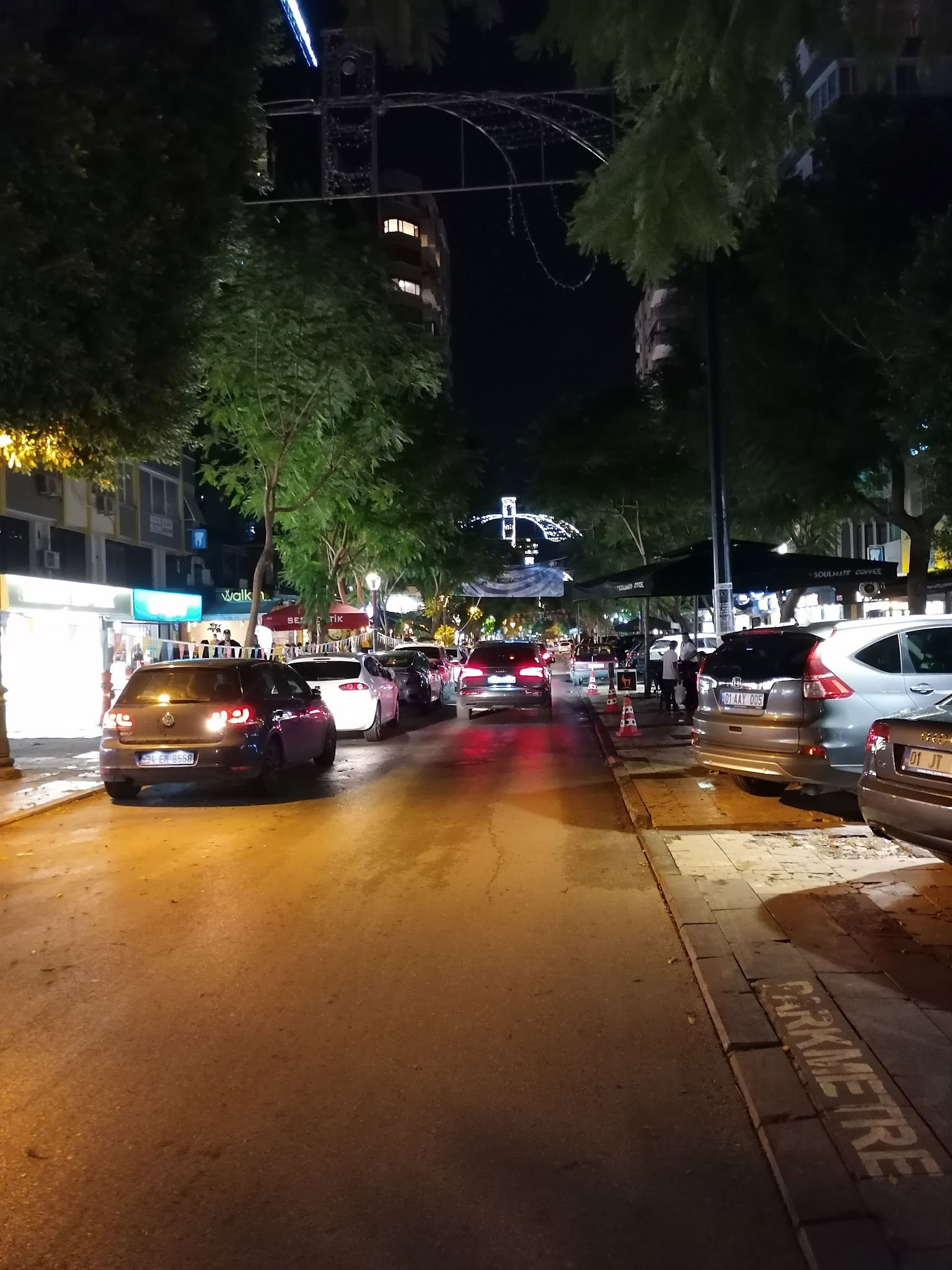 Walk In Wok & Sushi Bar