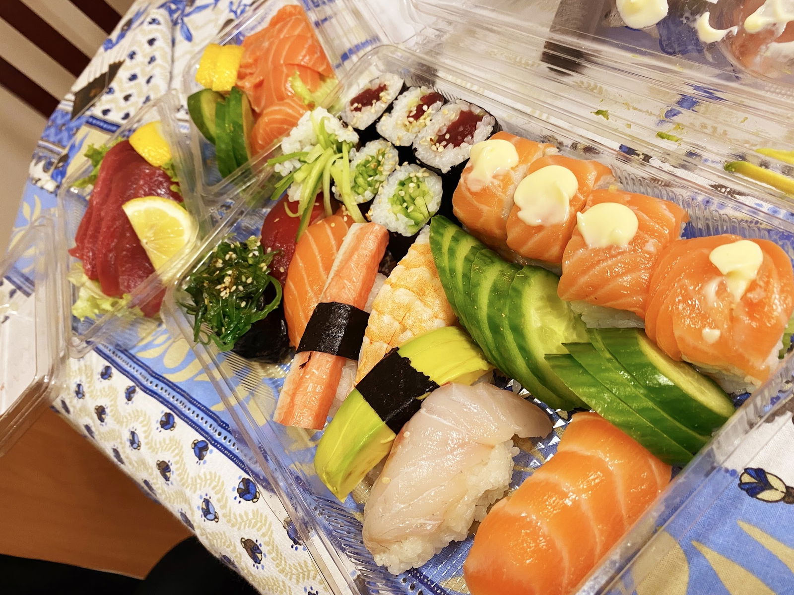 Walk In Wok & Sushi Bar