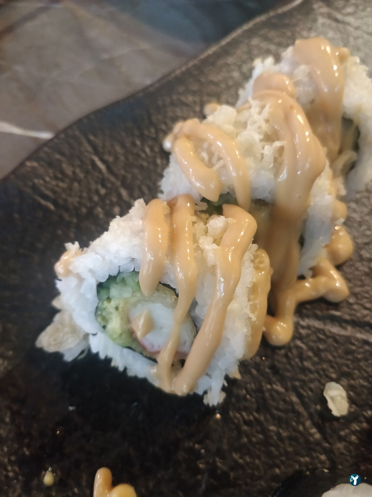 Walk In Wok & Sushi Bar